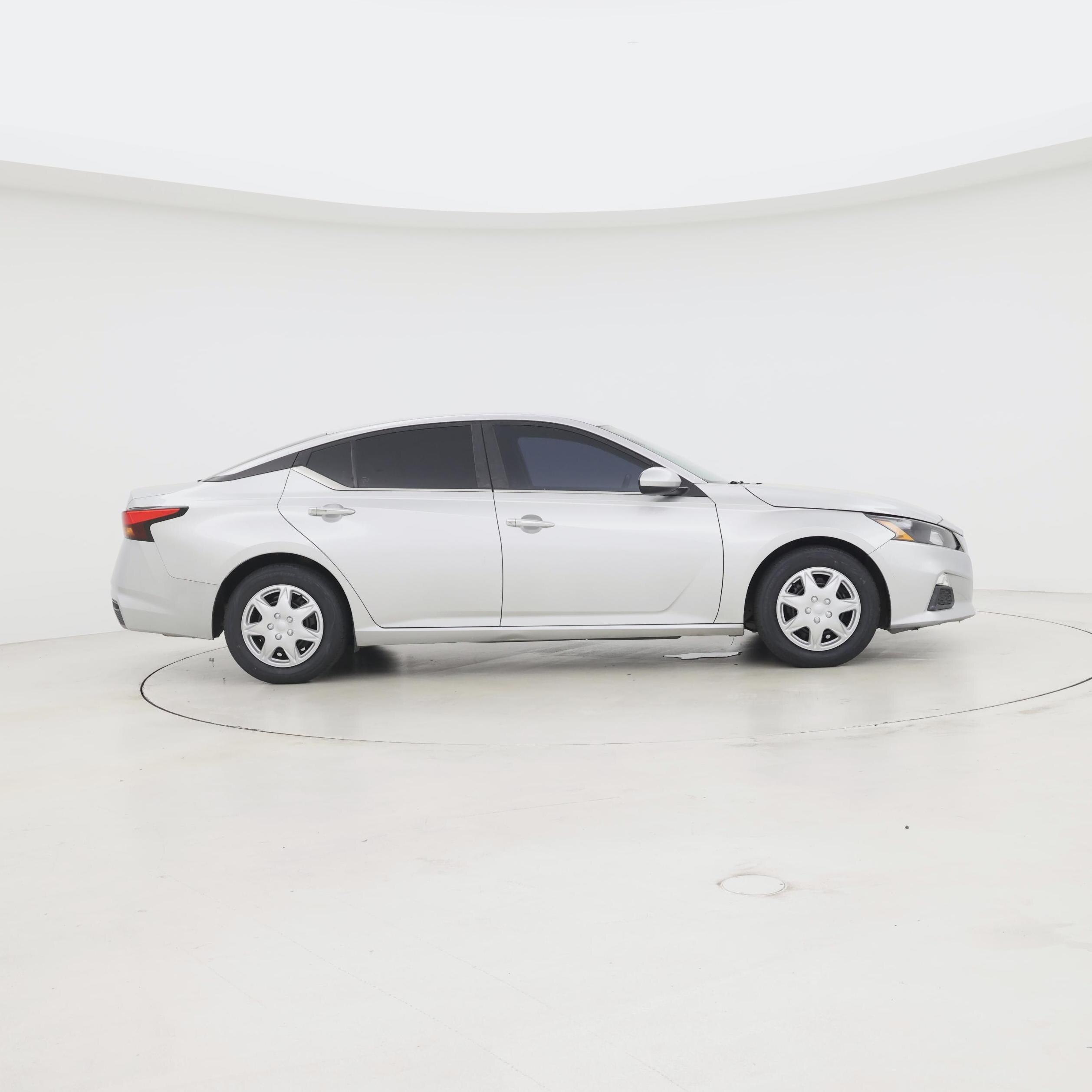 Thumbnail: 2022 Nissan Altima - 7