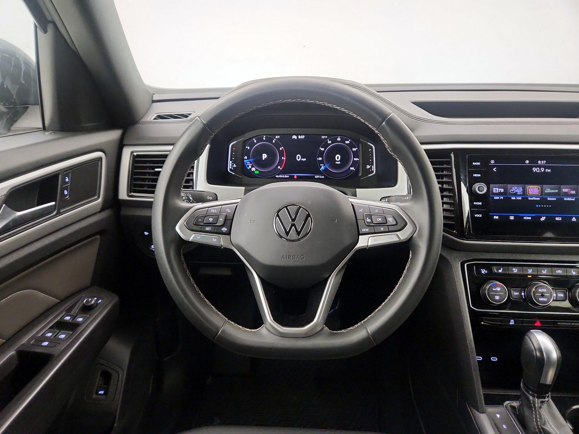 Thumbnail: 2023 Volkswagen Atlas - 10