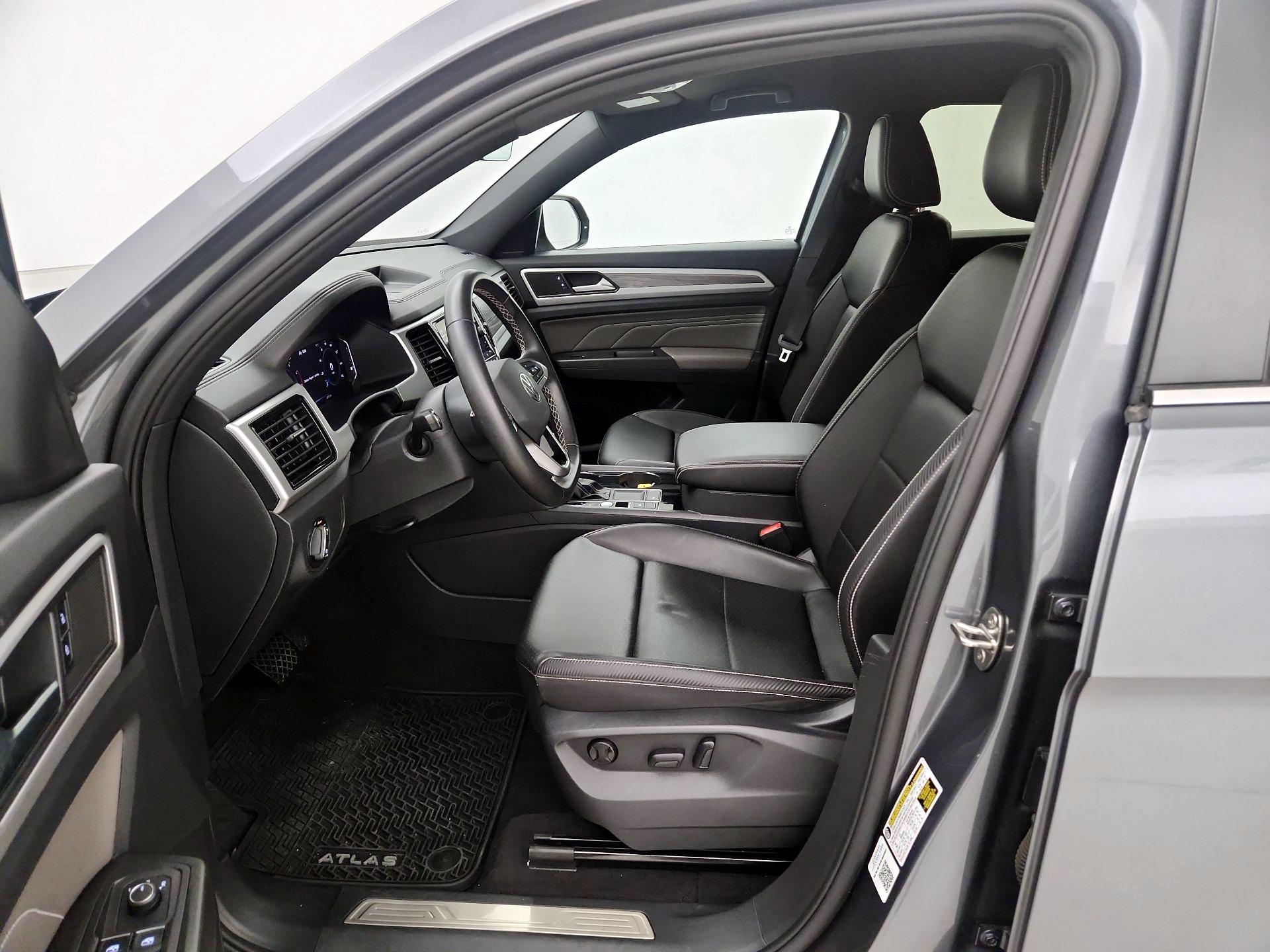 Thumbnail: 2023 Volkswagen Atlas - 11