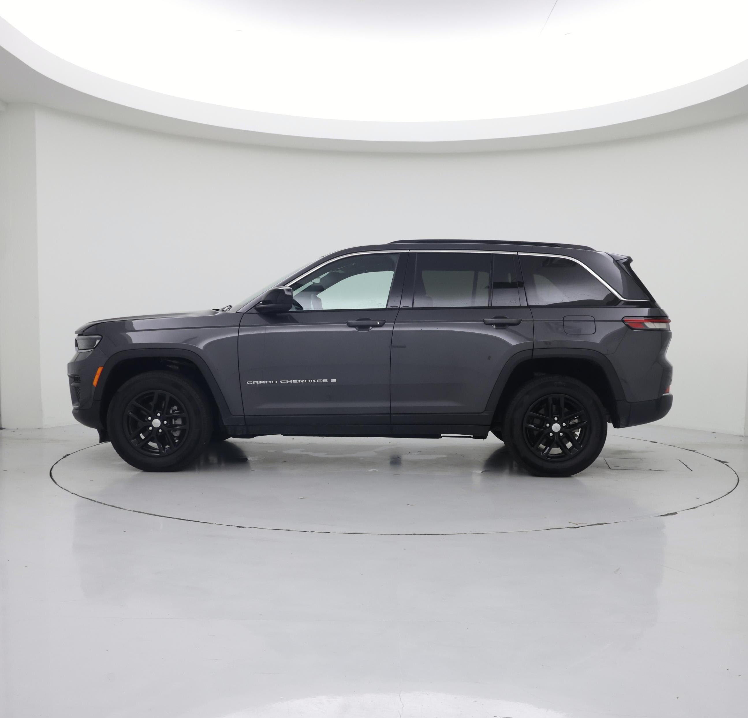 Thumbnail: 2025 Jeep Grand Cherokee - 3
