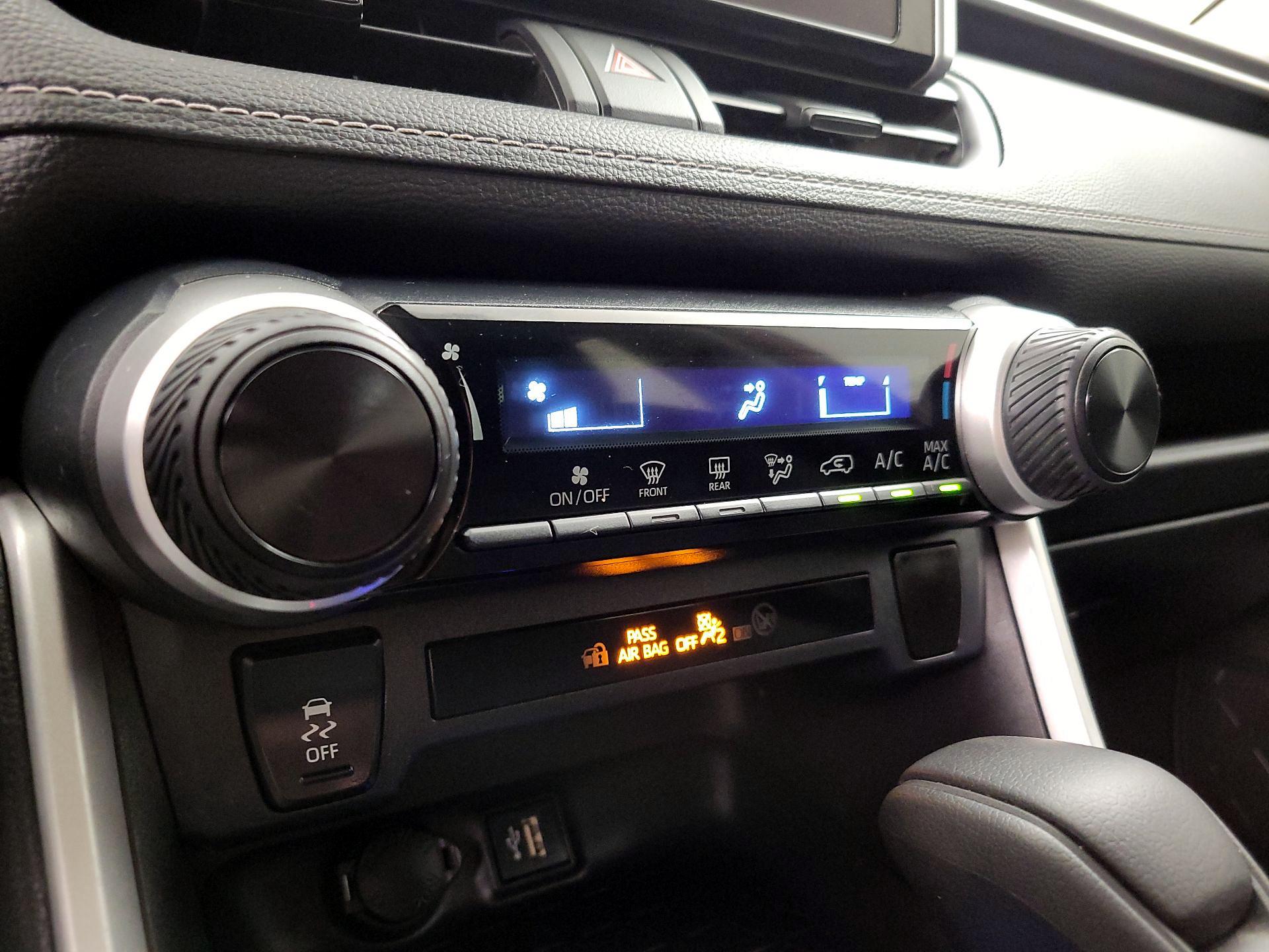 Thumbnail: 2023 Toyota RAV4 - 16