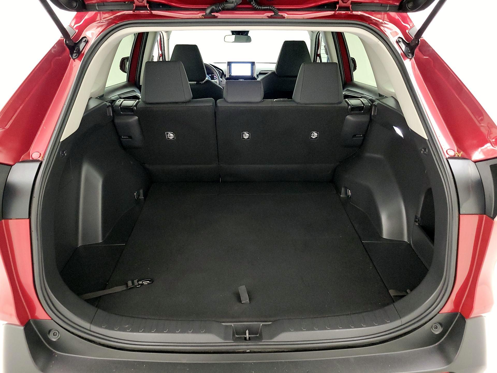 Thumbnail: 2023 Toyota RAV4 - 20