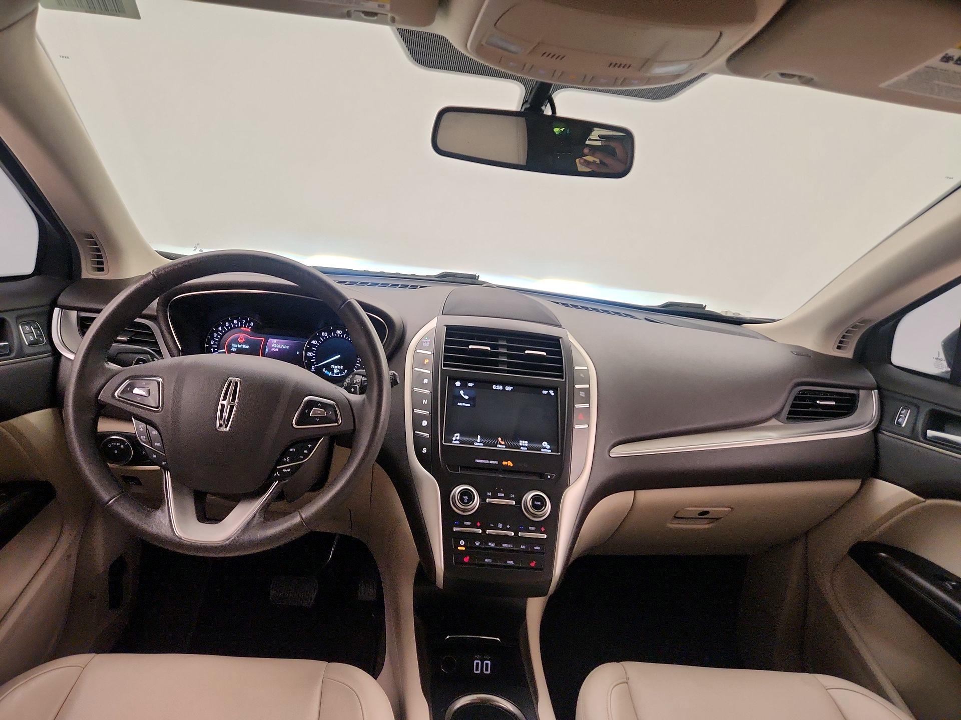 Thumbnail: 2019 Lincoln MKC - 9