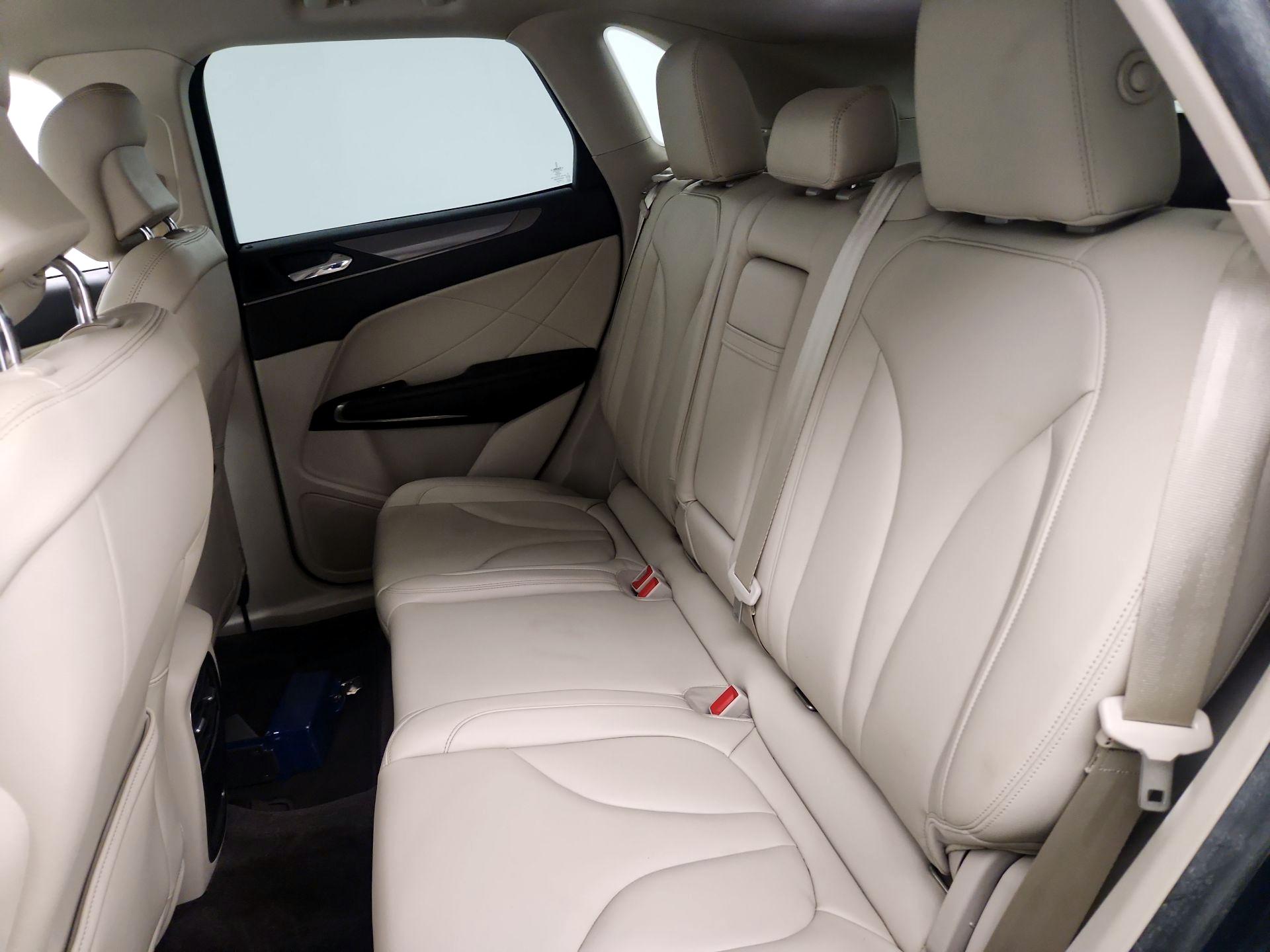 Thumbnail: 2019 Lincoln MKC - 19