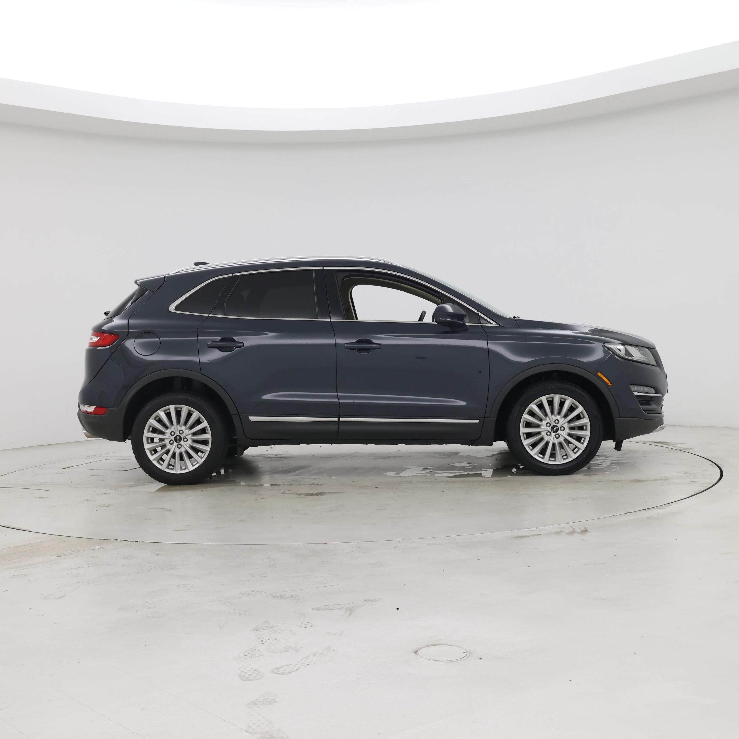 Thumbnail: 2019 Lincoln MKC - 7