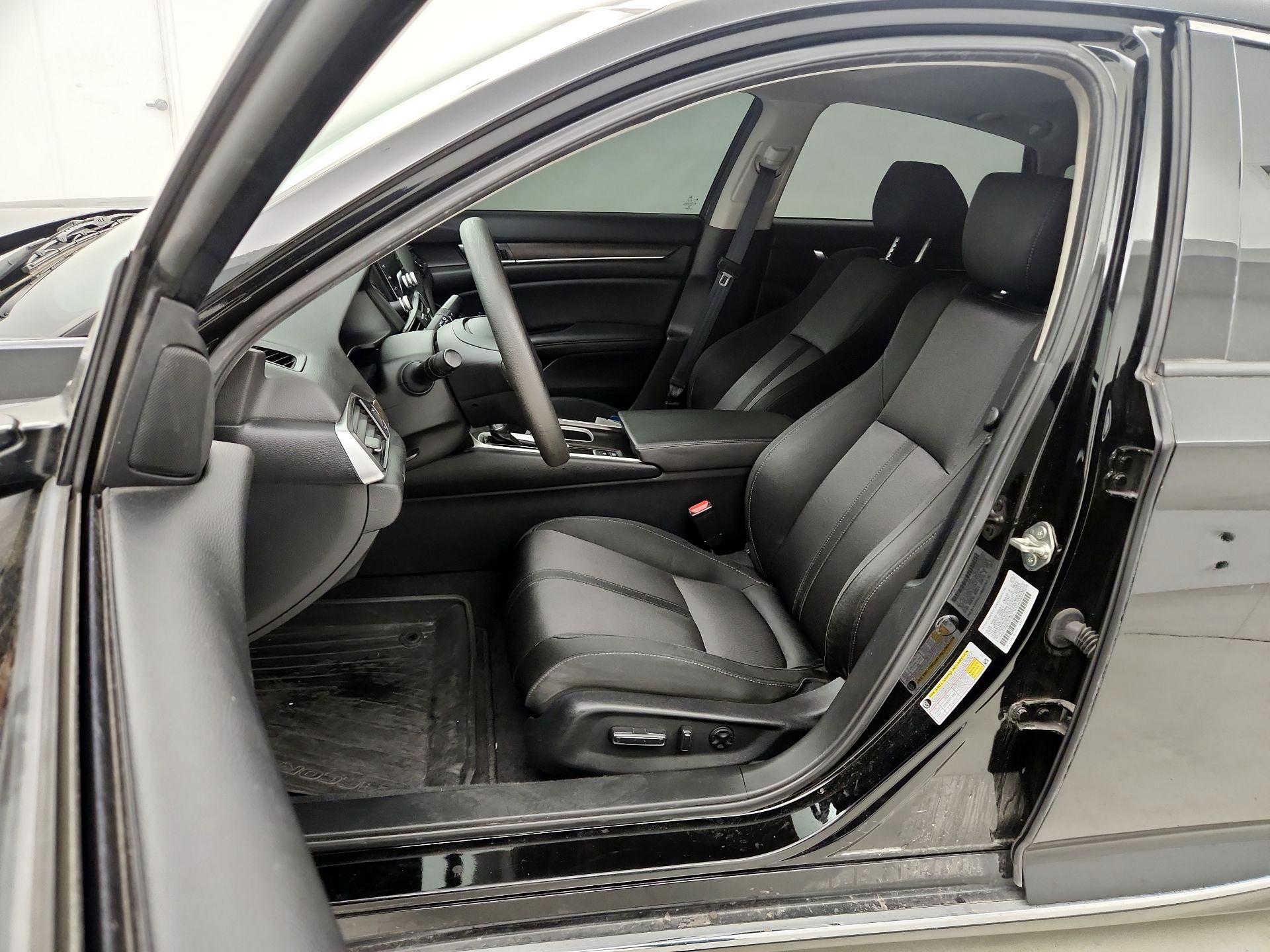 Thumbnail: 2019 Honda Accord - 11