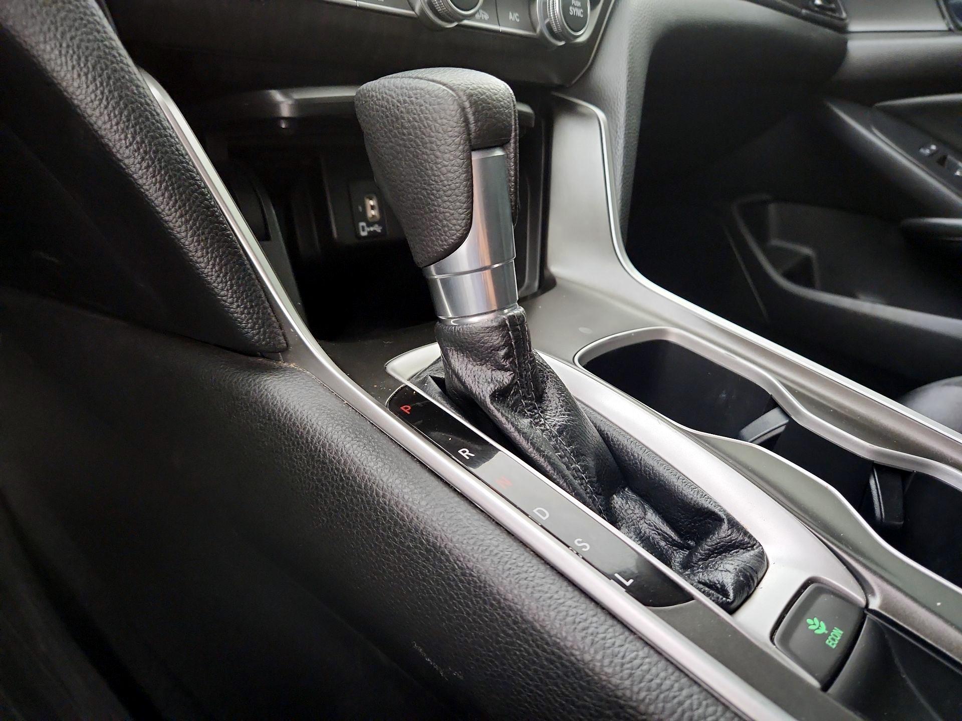 Thumbnail: 2019 Honda Accord - 15