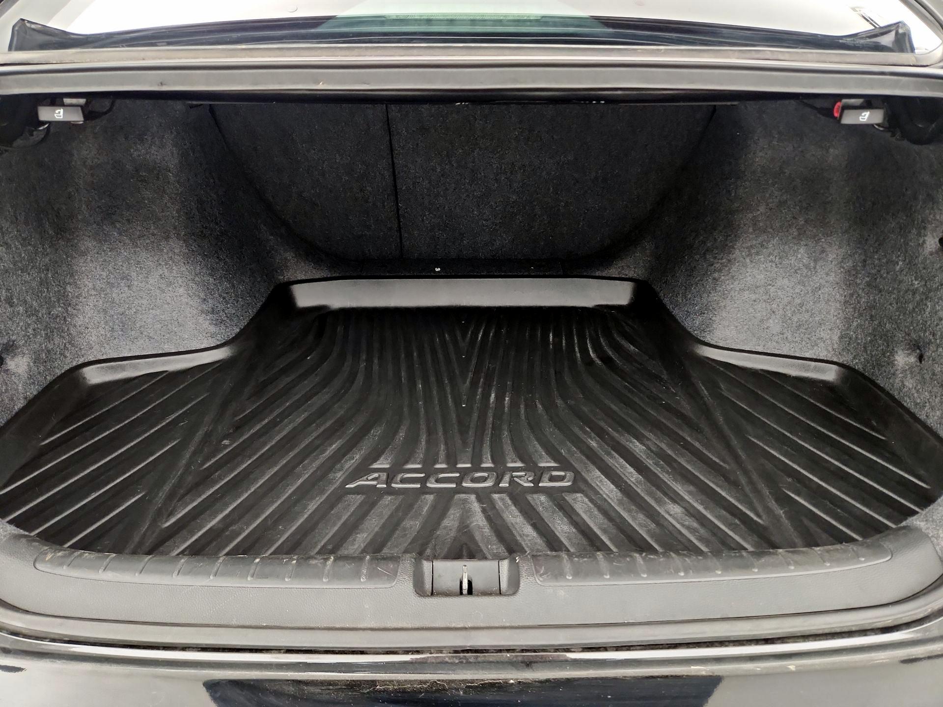 Thumbnail: 2019 Honda Accord - 16