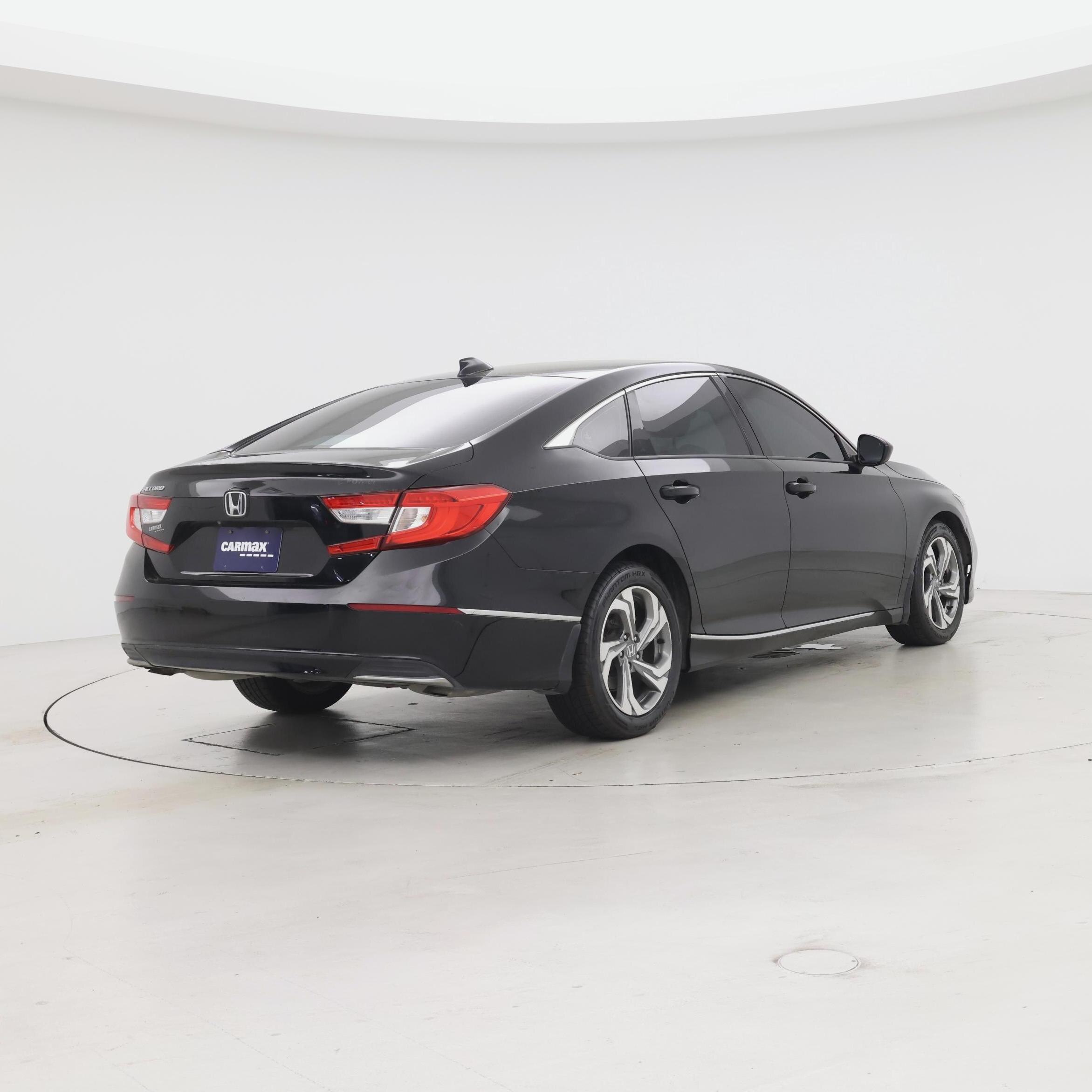 Thumbnail: 2019 Honda Accord - 8