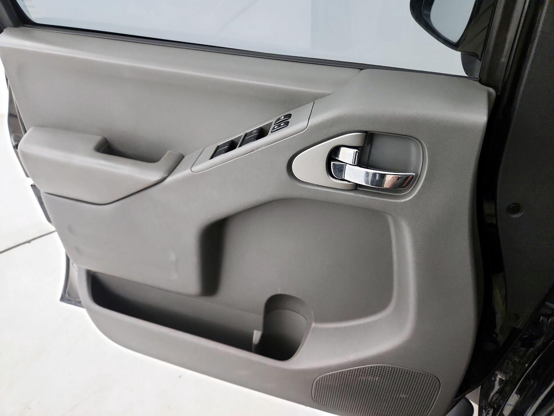 Thumbnail: 2019 Nissan Frontier - 12