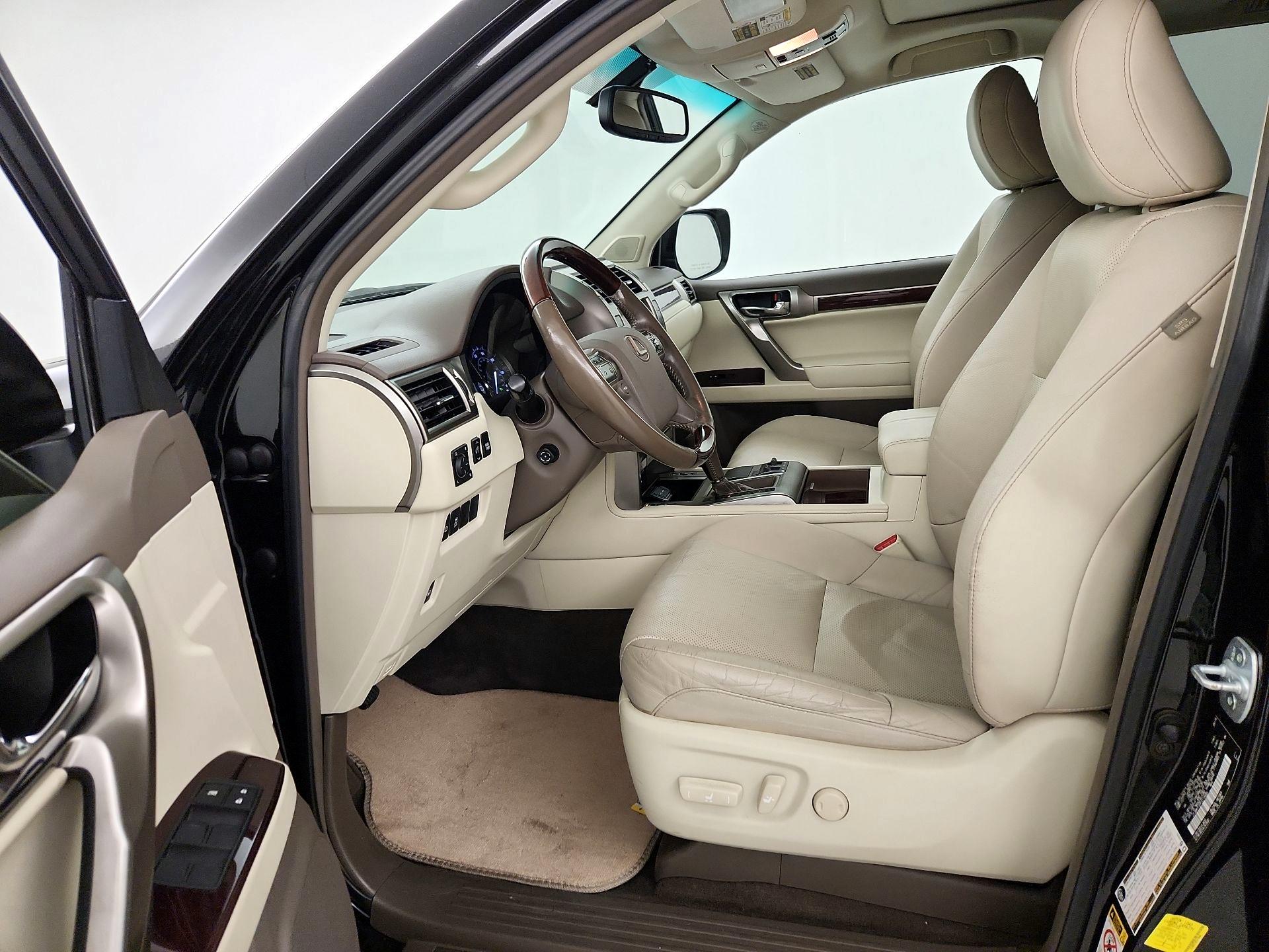 Thumbnail: 2015 Lexus GX - 11