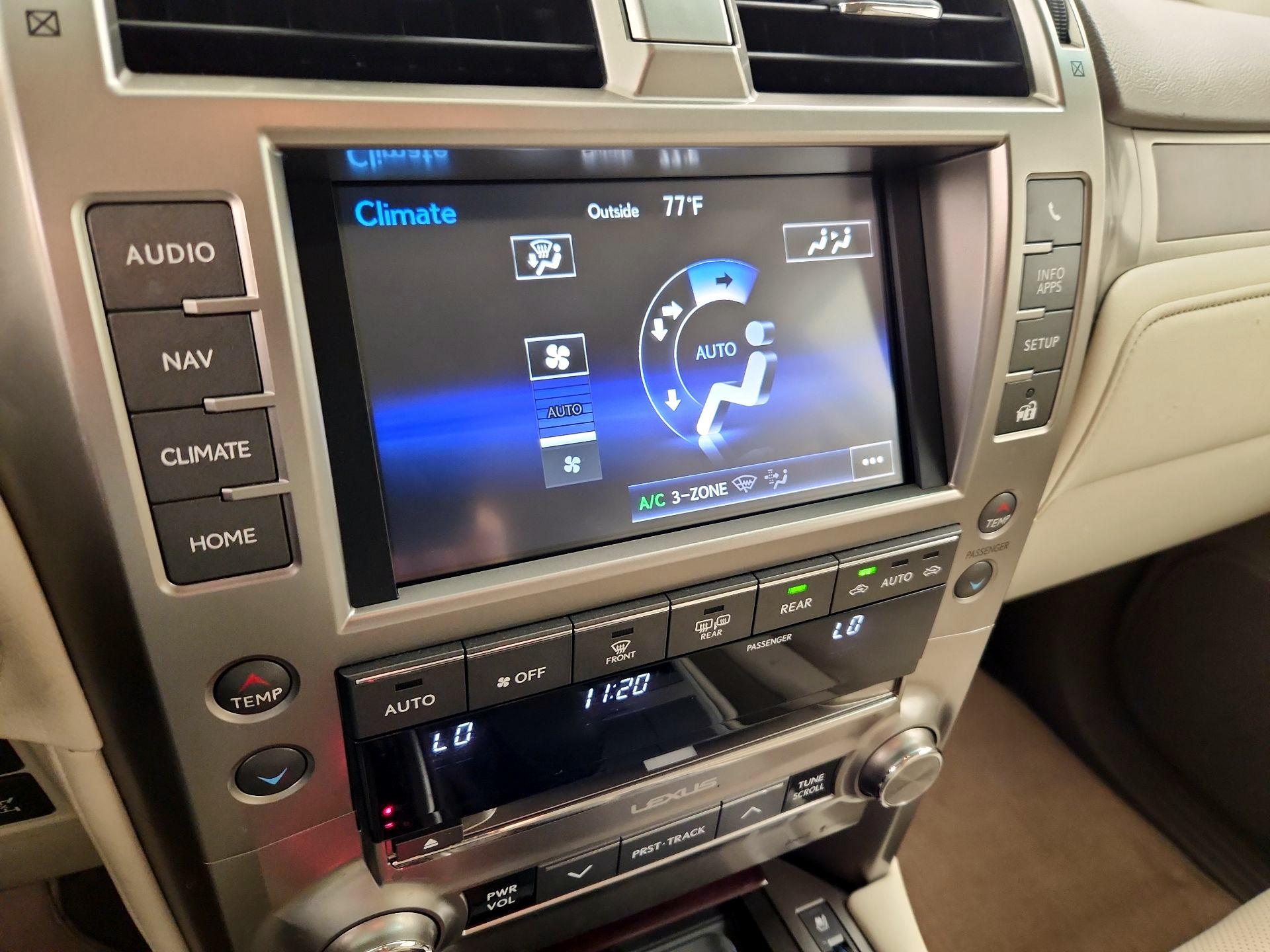Thumbnail: 2015 Lexus GX - 17