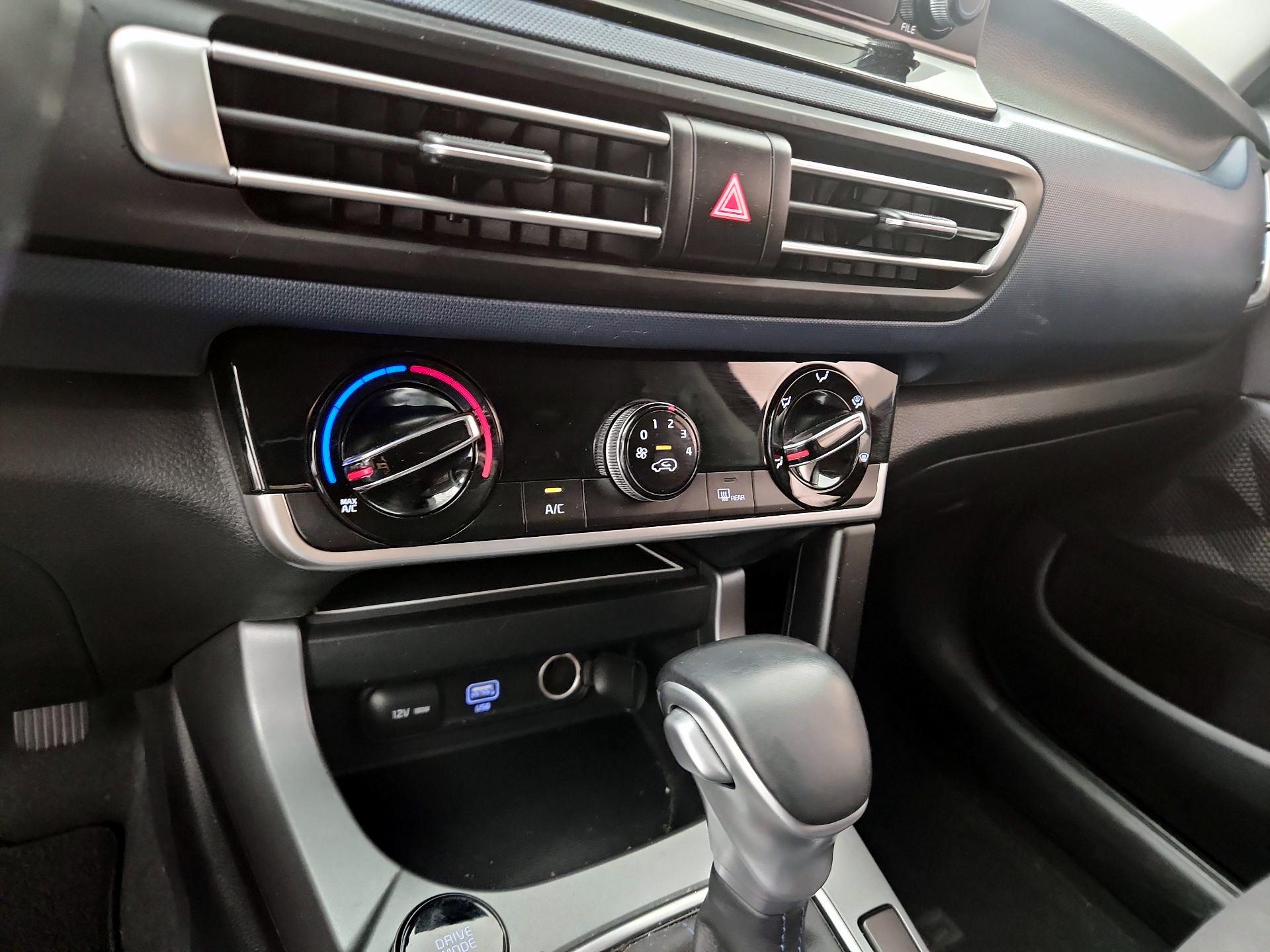 Thumbnail: 2021 Kia Seltos - 14