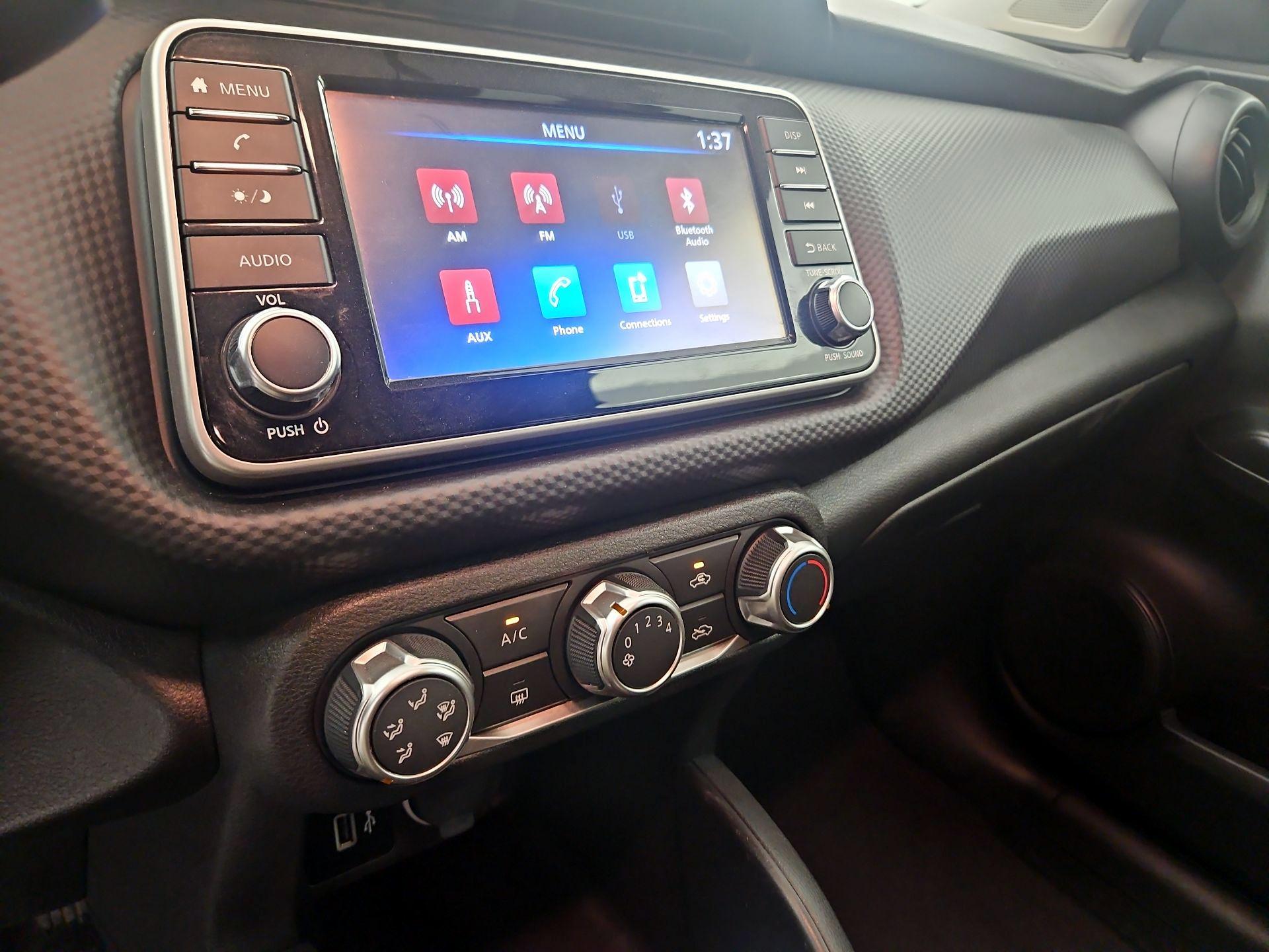 Thumbnail: 2023 Nissan Kicks - 14