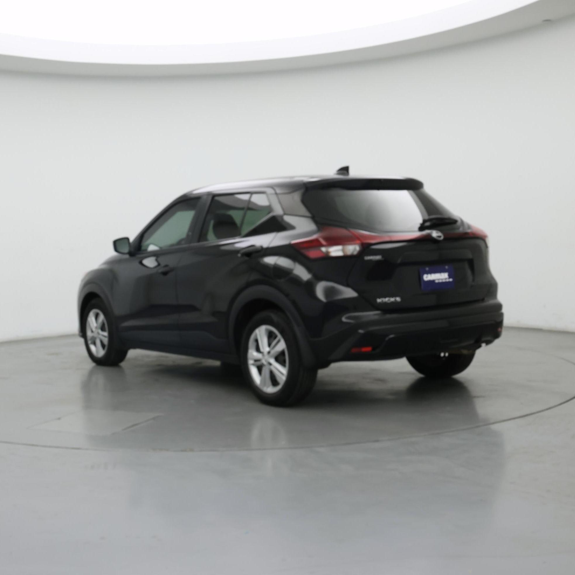 Thumbnail: 2023 Nissan Kicks - 2