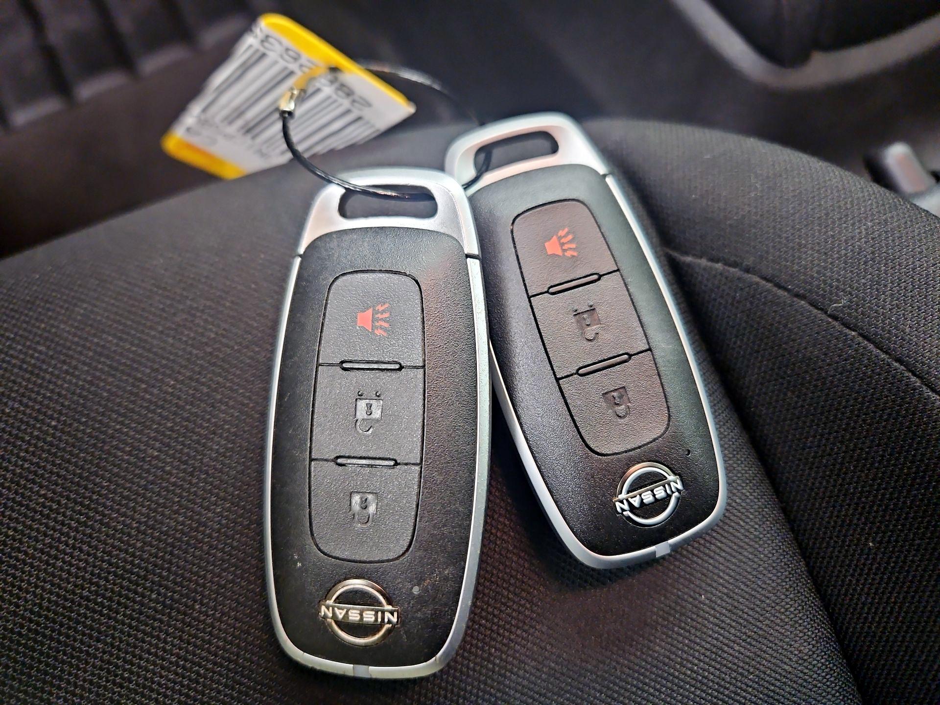 Thumbnail: 2023 Nissan Kicks - 19