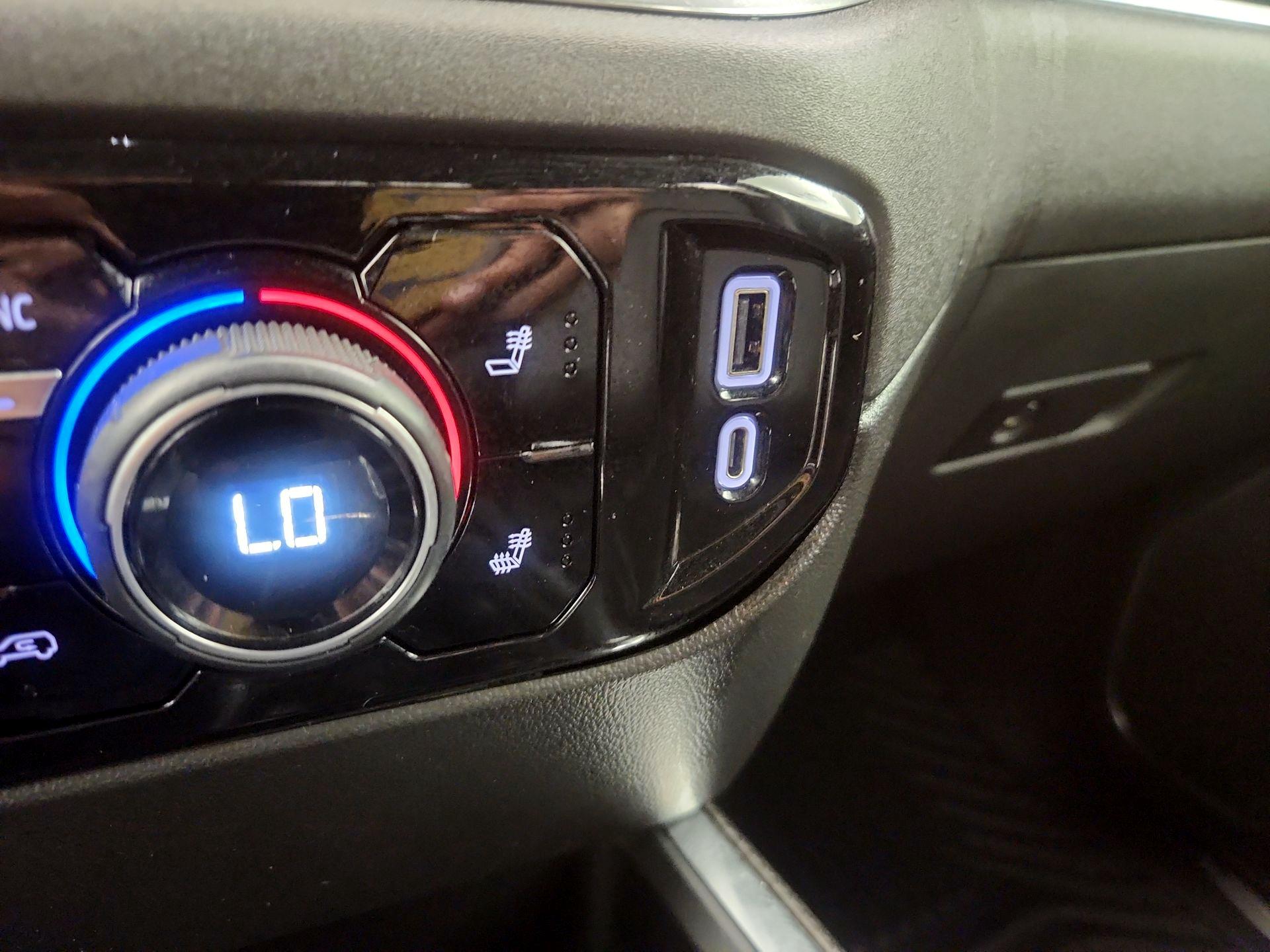 Thumbnail: 2022 Chevrolet Silverado 1500 - 18