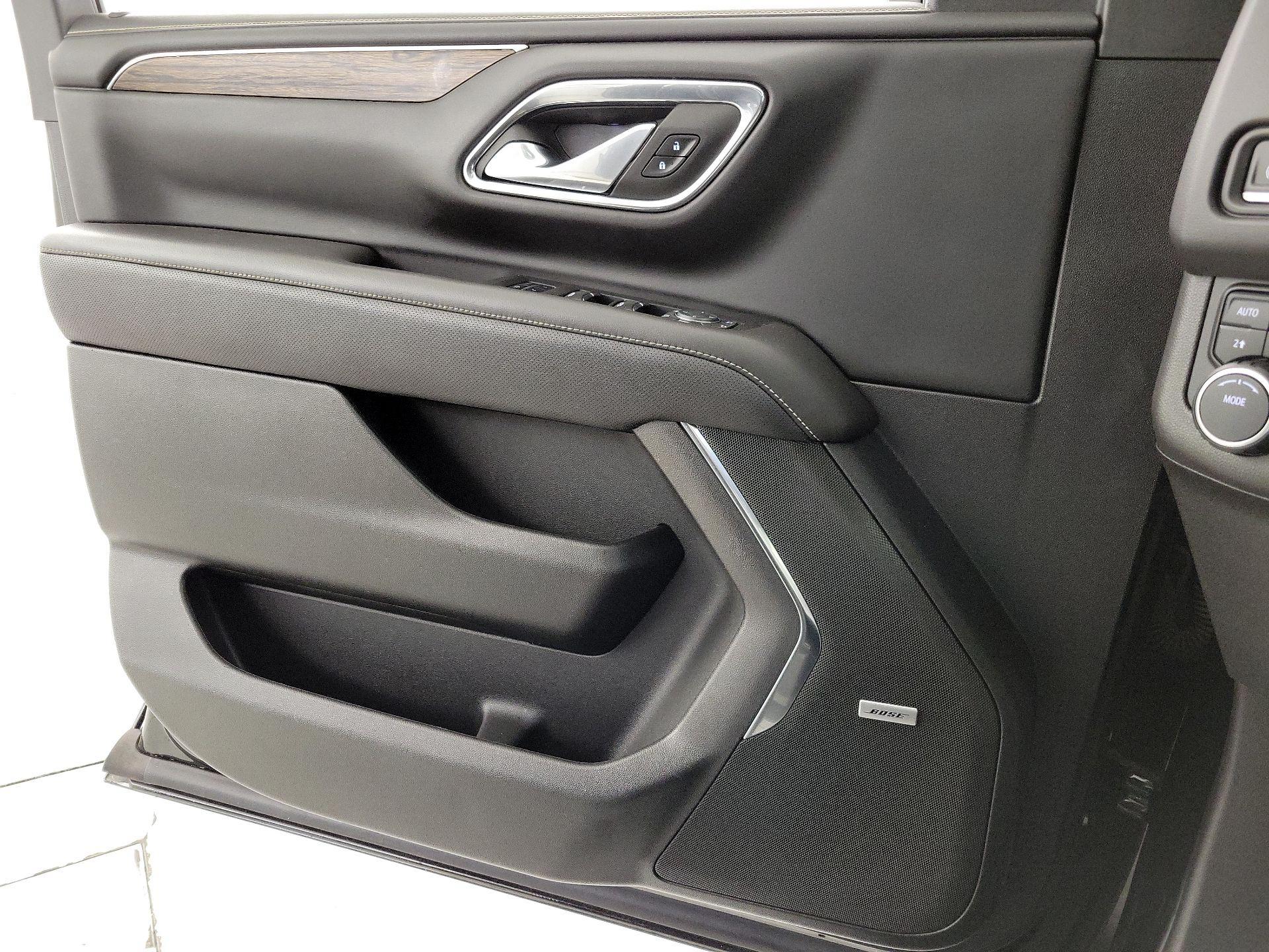 Thumbnail: 2023 Chevrolet Tahoe - 12