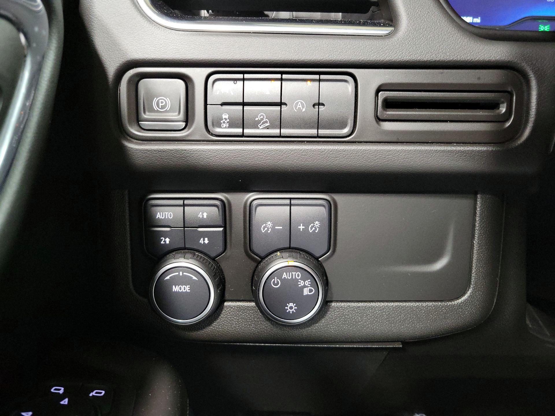 Thumbnail: 2023 Chevrolet Tahoe - 13