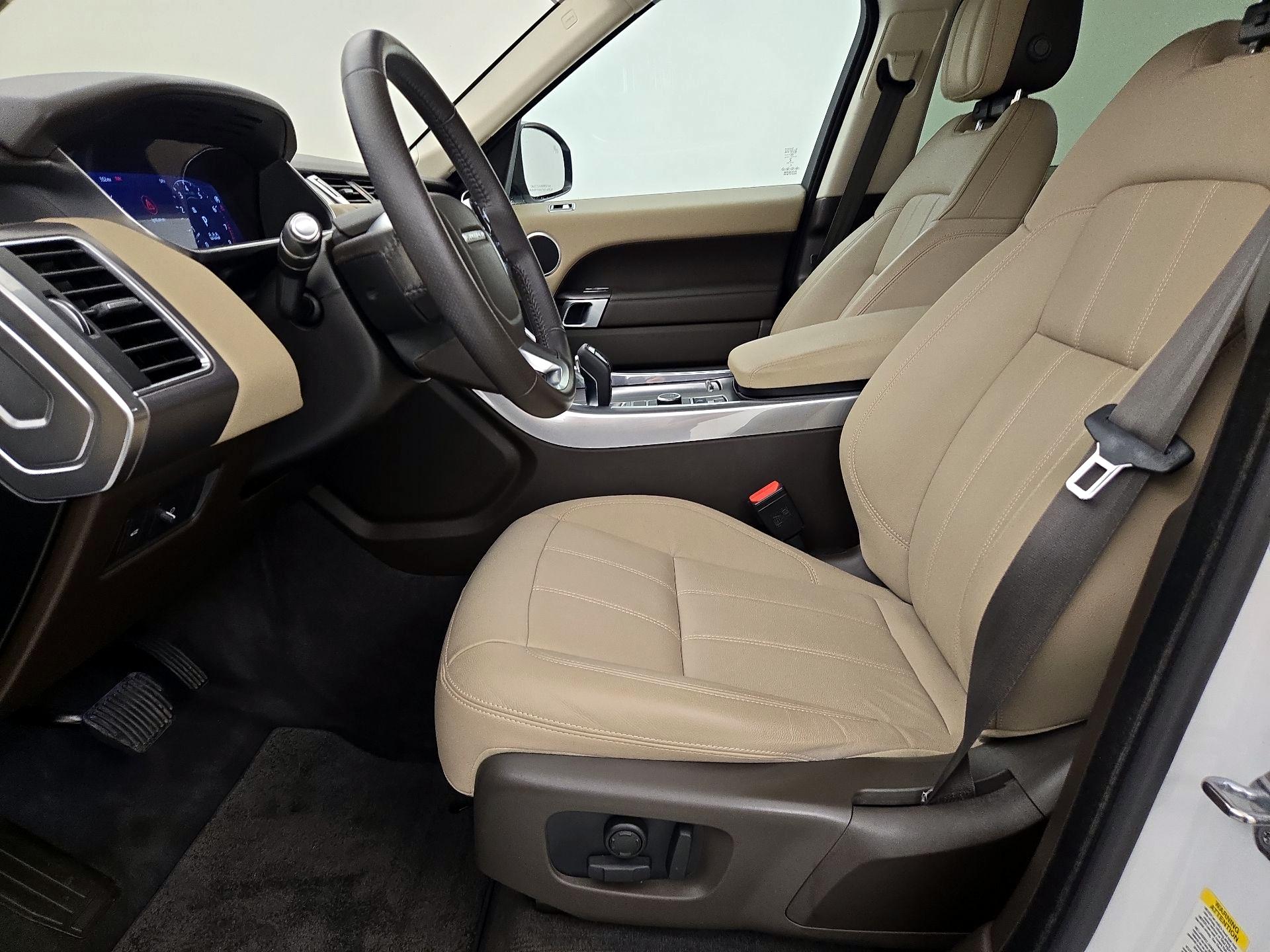 Thumbnail: 2020 Land Rover Range Rover Sport - 11