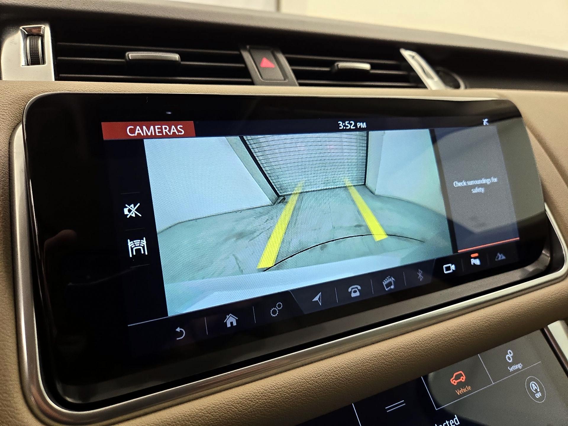 Thumbnail: 2020 Land Rover Range Rover Sport - 15