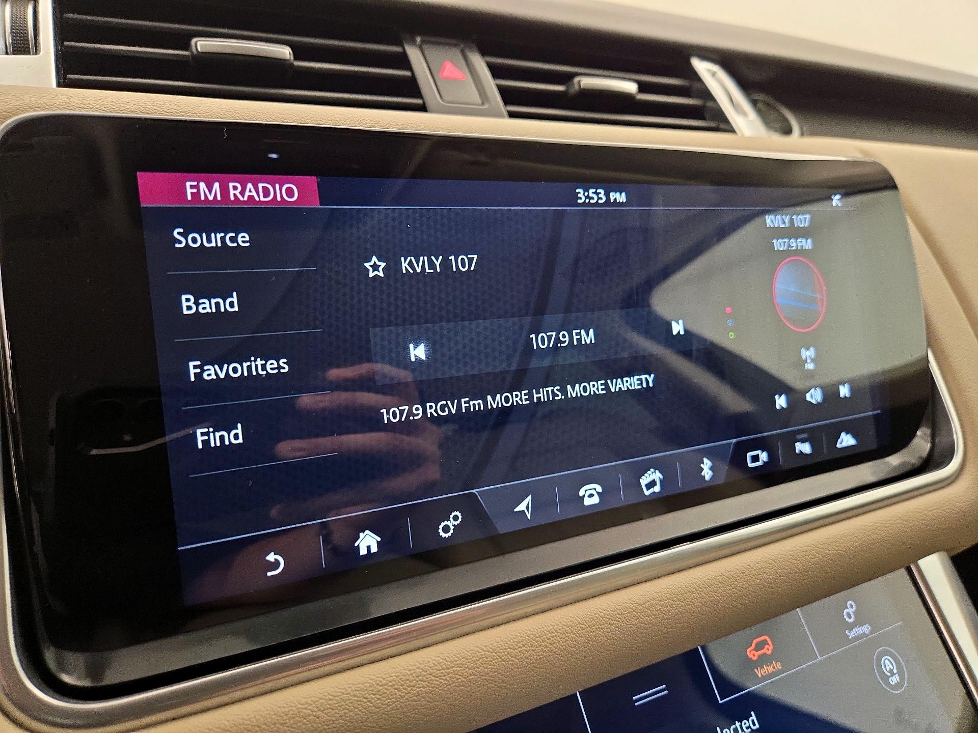 Thumbnail: 2020 Land Rover Range Rover Sport - 16