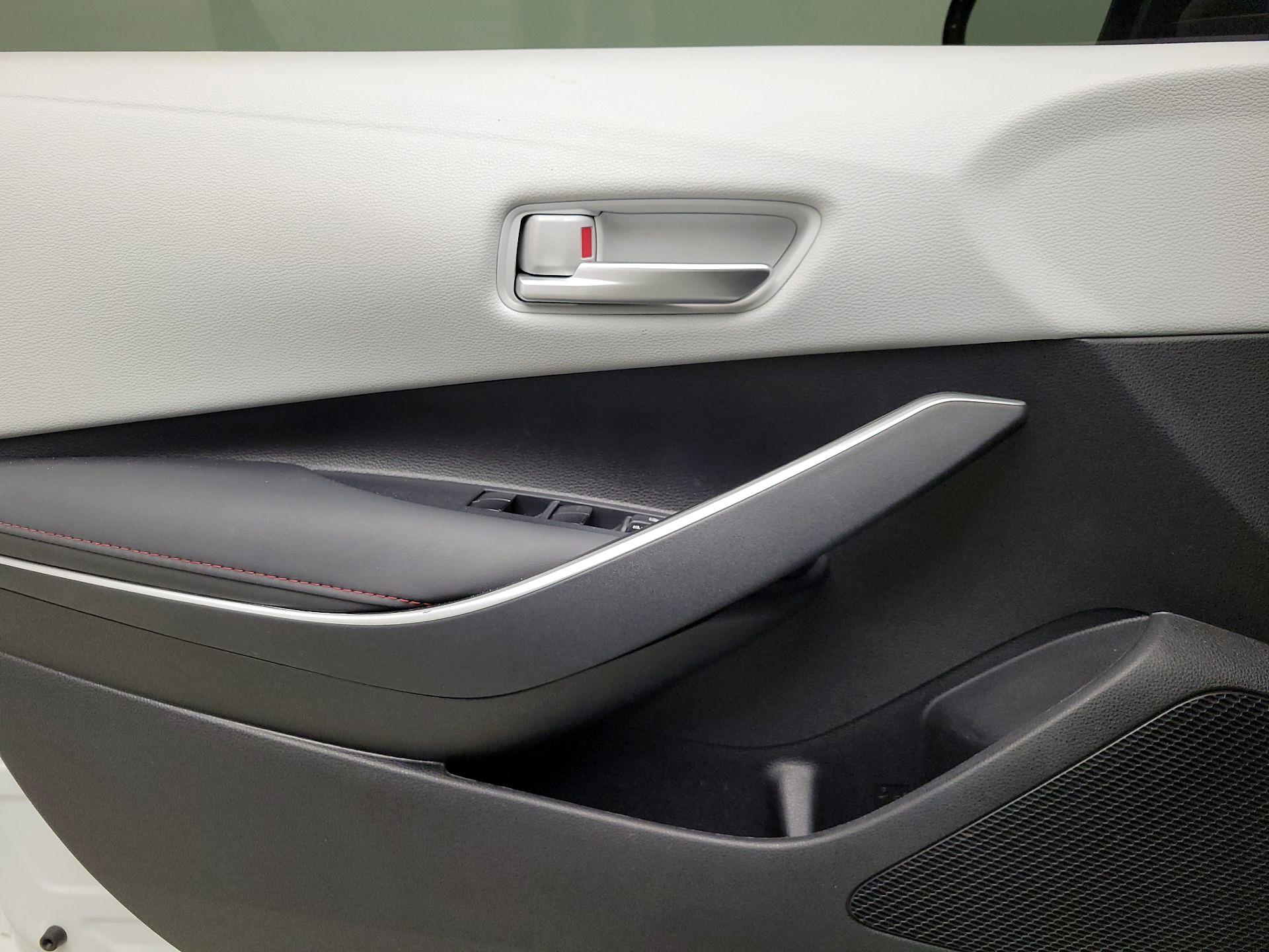 Thumbnail: 2024 Toyota Corolla - 12