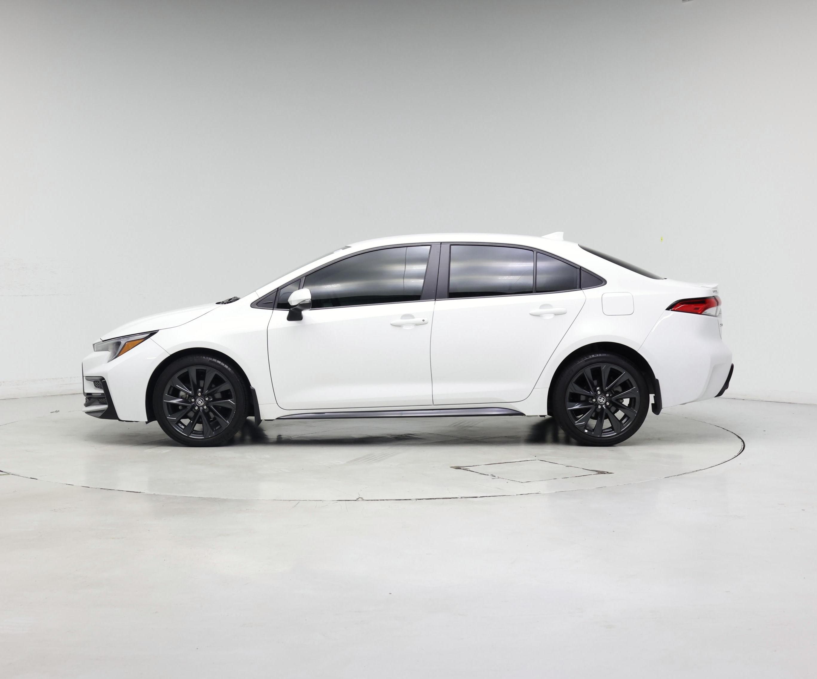 Thumbnail: 2024 Toyota Corolla - 3