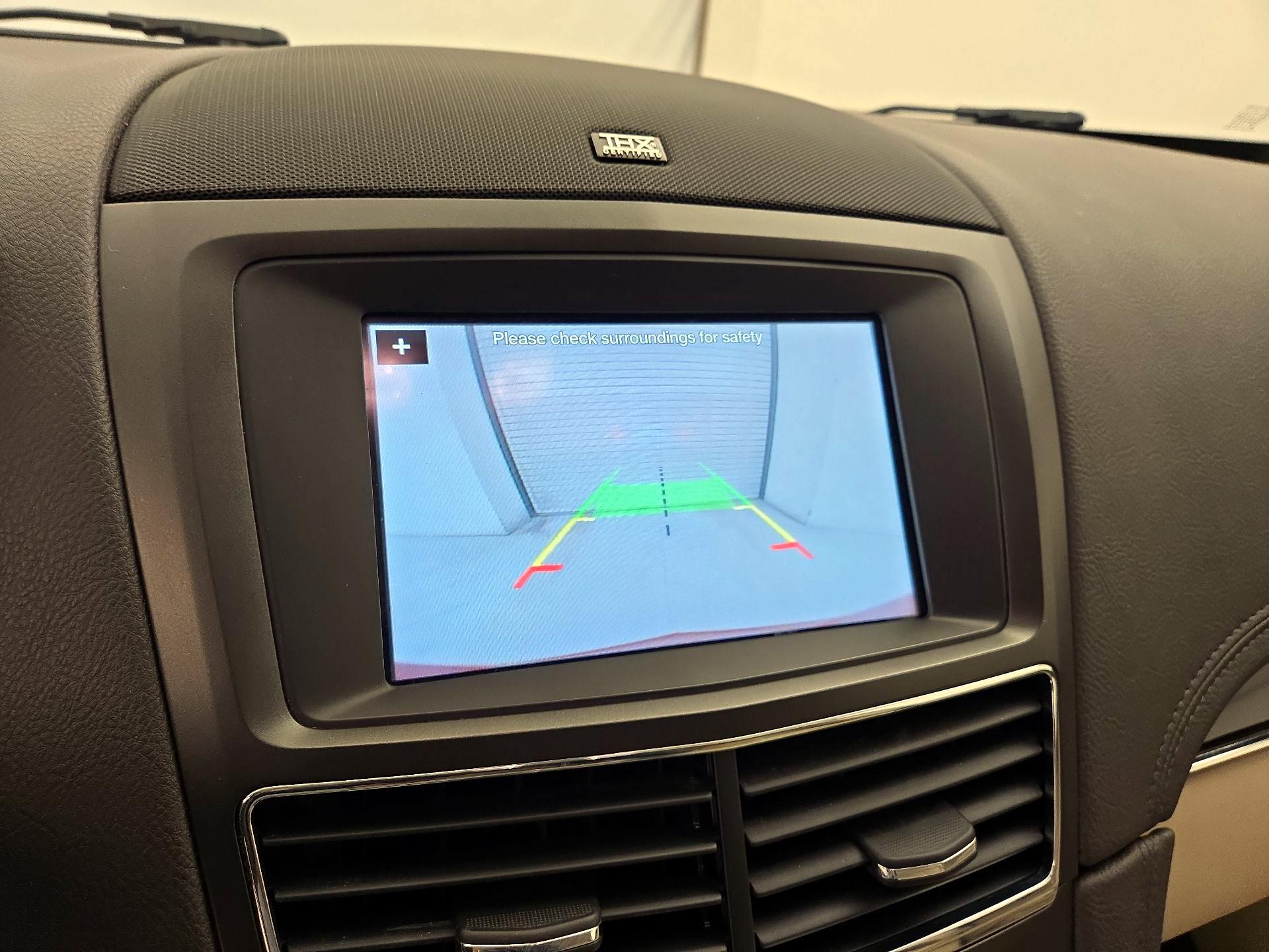 Thumbnail: 2016 Lincoln MKT - 15