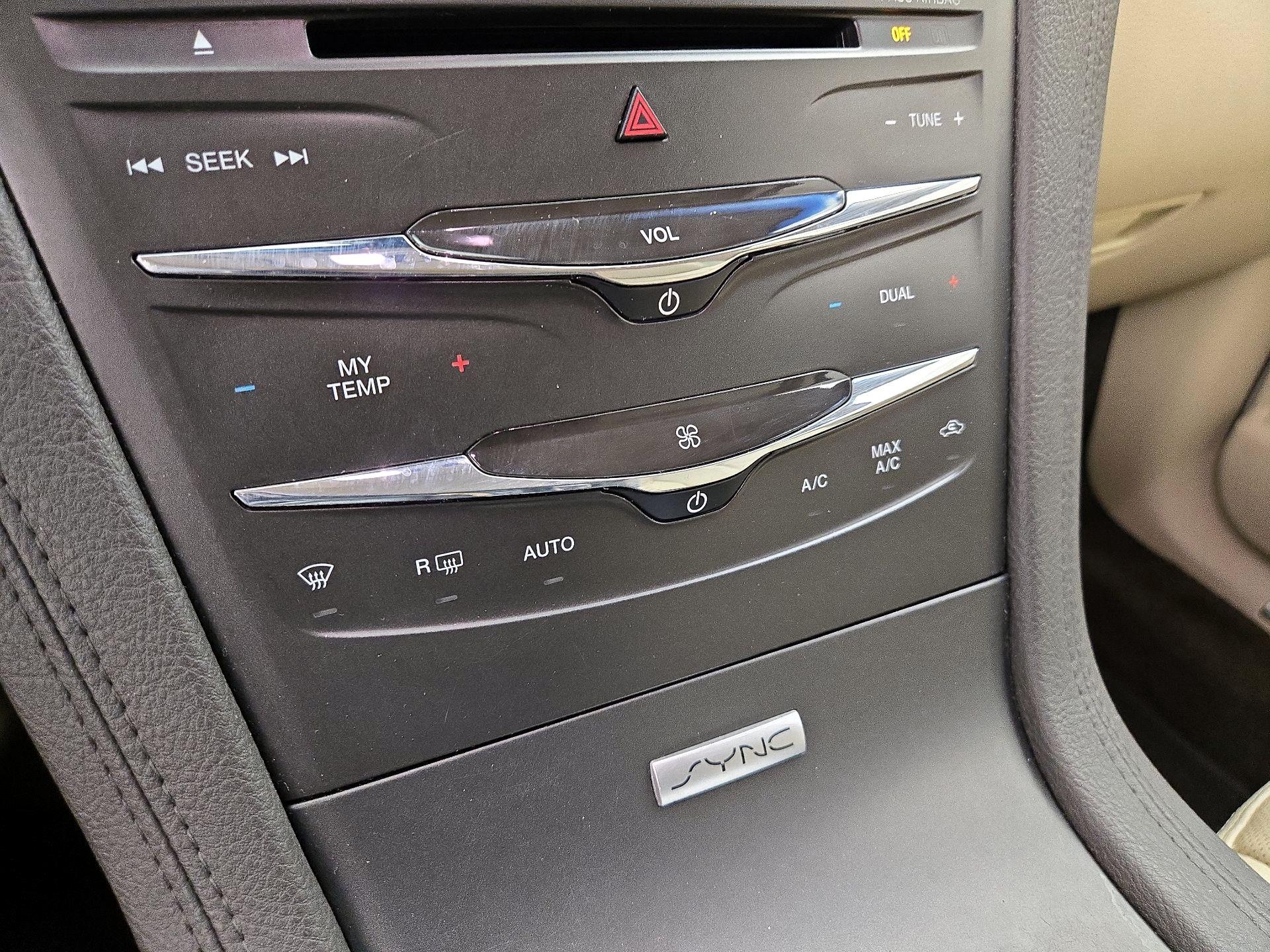 Thumbnail: 2016 Lincoln MKT - 17