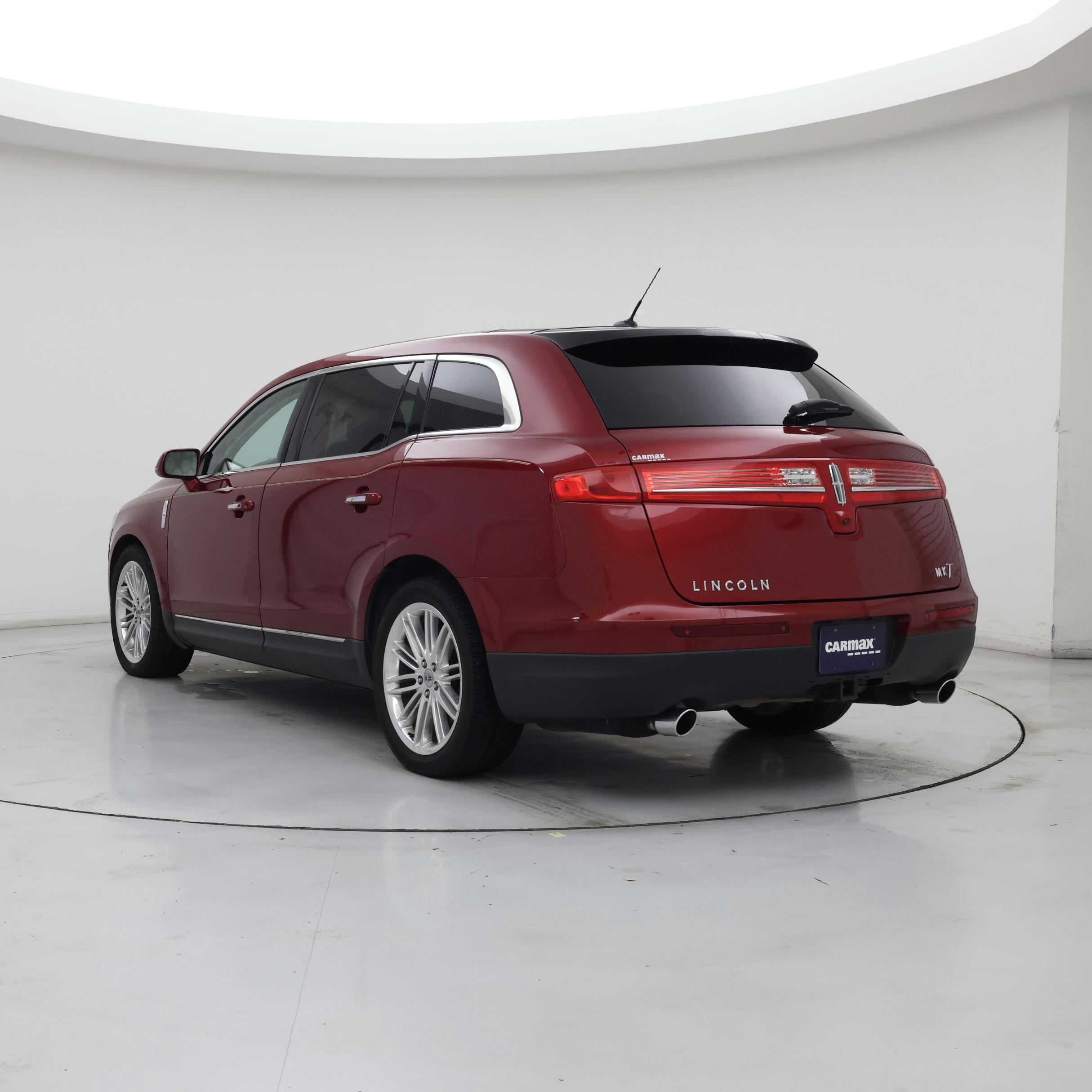 Thumbnail: 2016 Lincoln MKT - 2