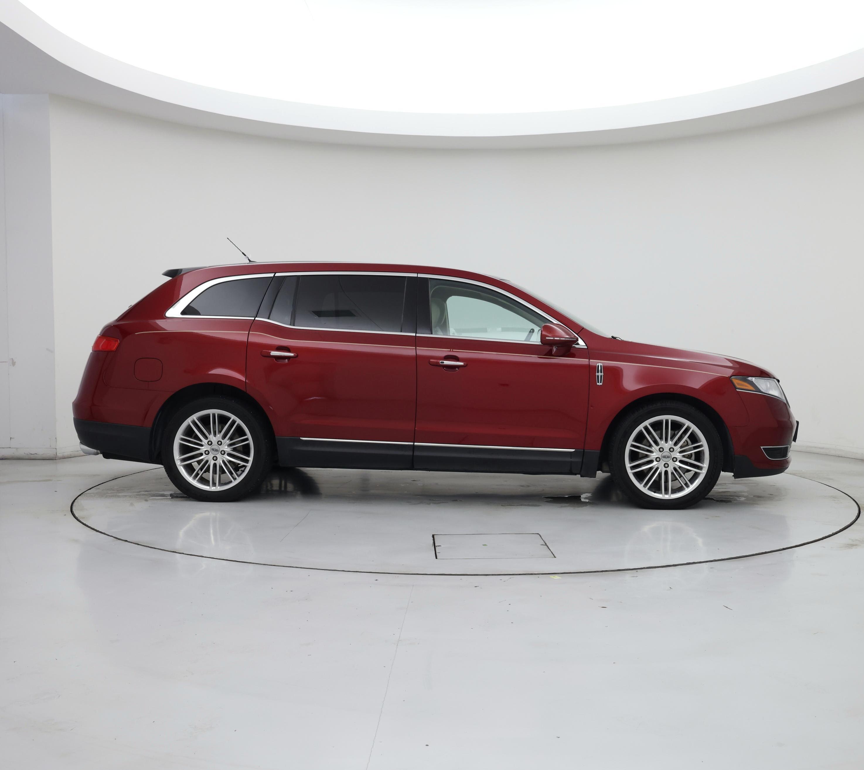 Thumbnail: 2016 Lincoln MKT - 7