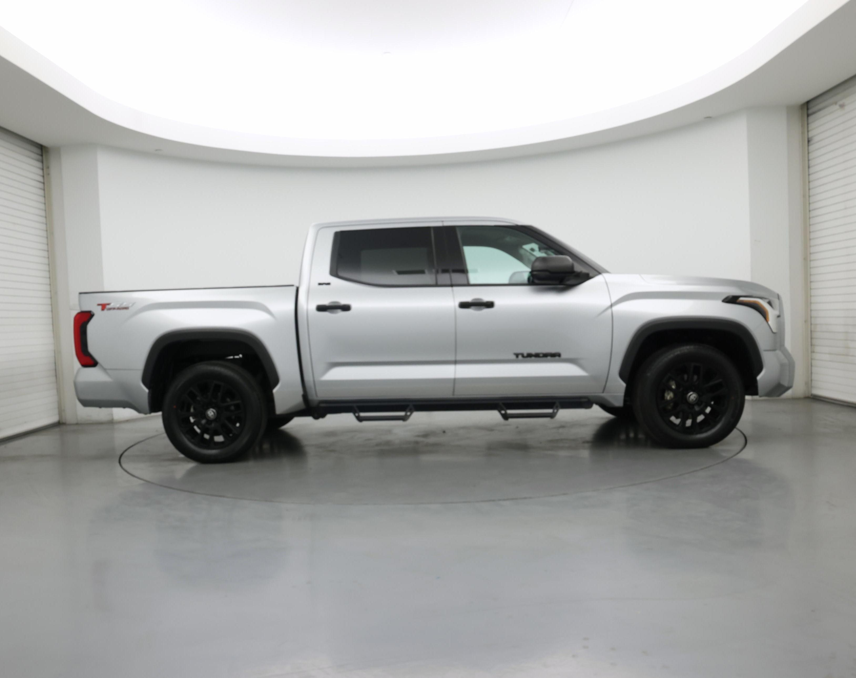 Thumbnail: 2023 Toyota Tundra - 7