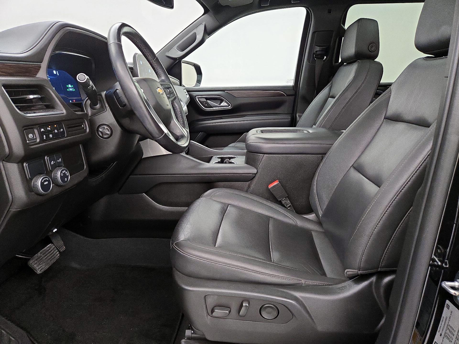 Thumbnail: 2022 Chevrolet Suburban - 11