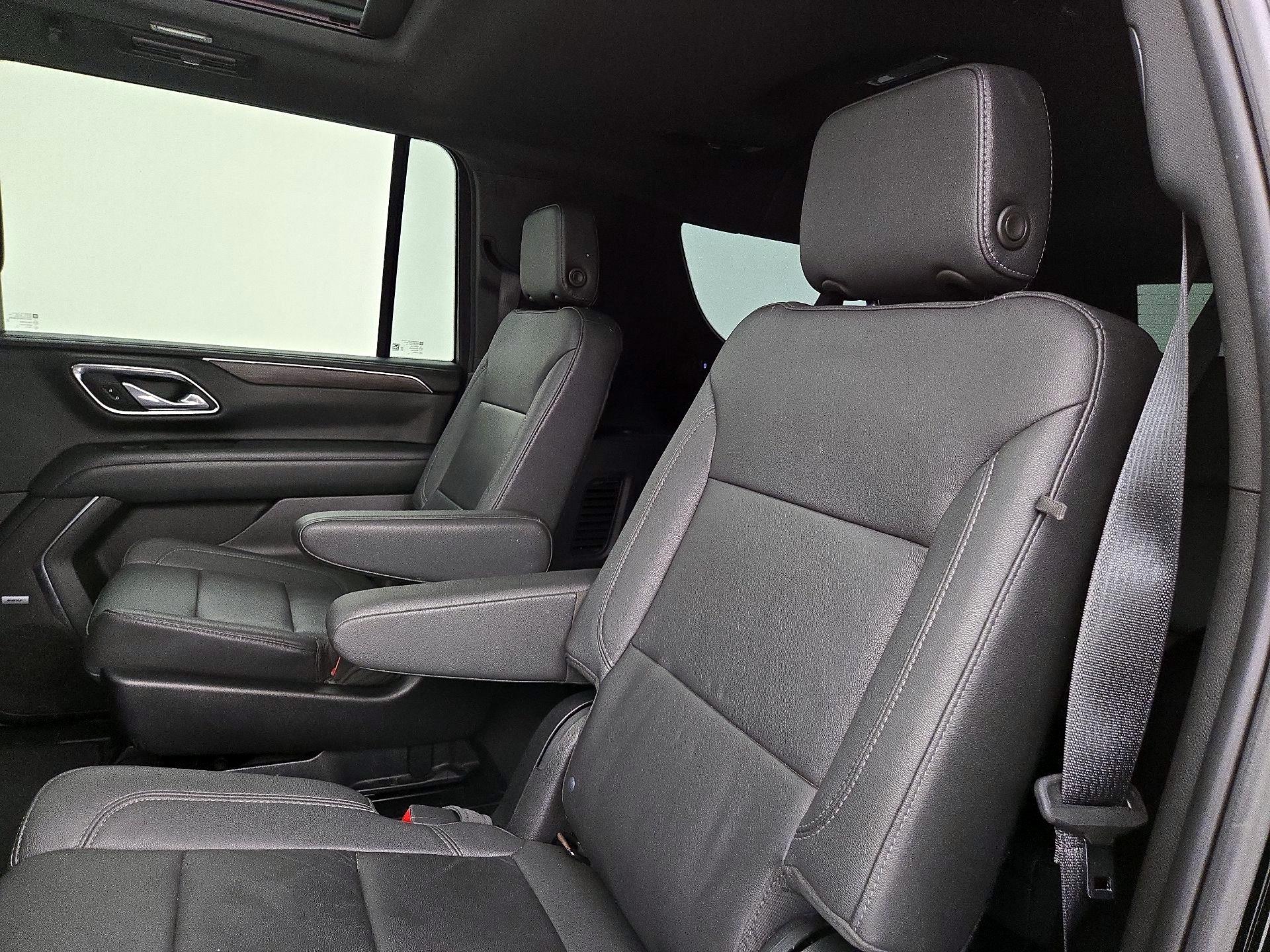 Thumbnail: 2022 Chevrolet Suburban - 20