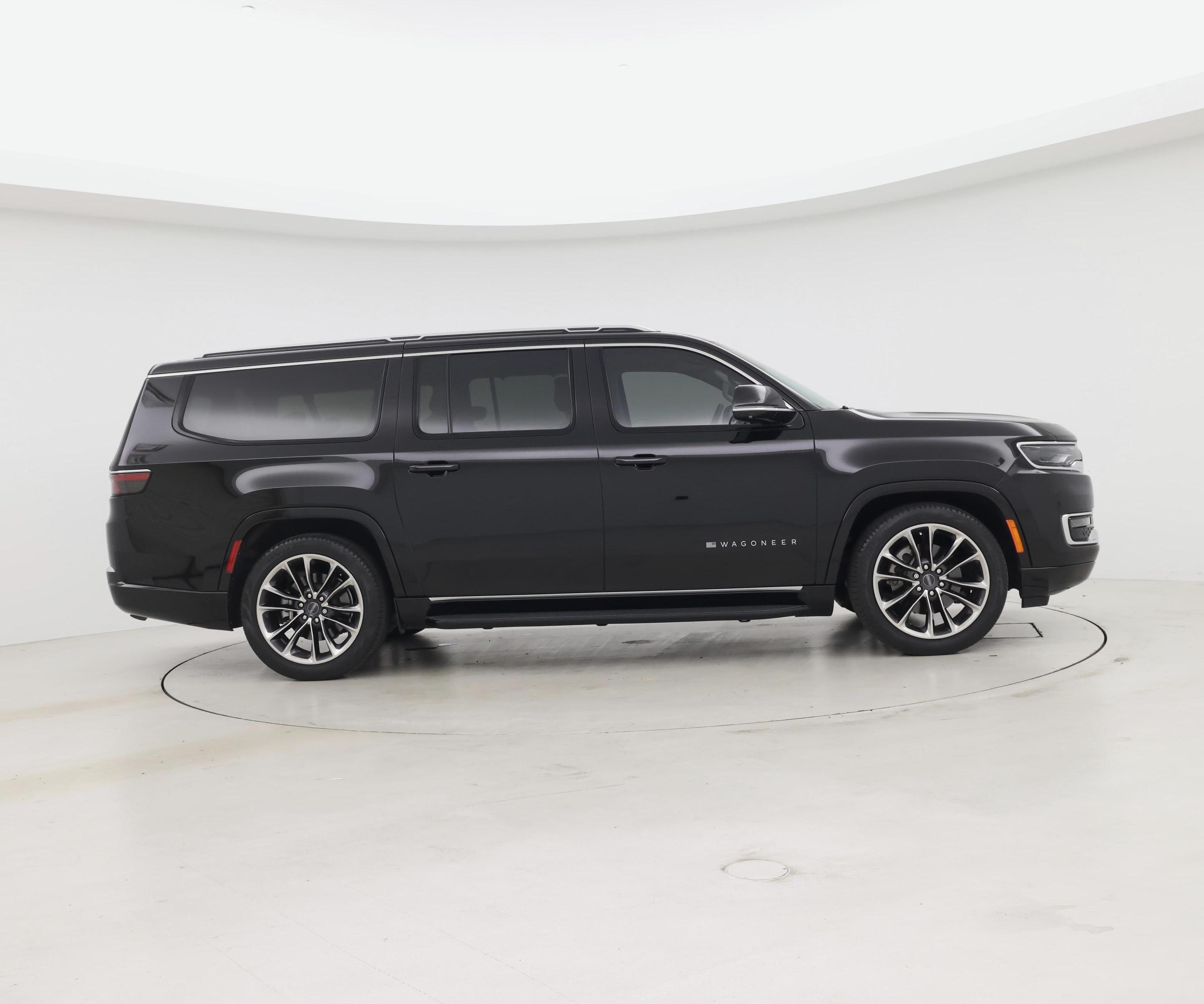 Thumbnail: 2023 Jeep Wagoneer - 7