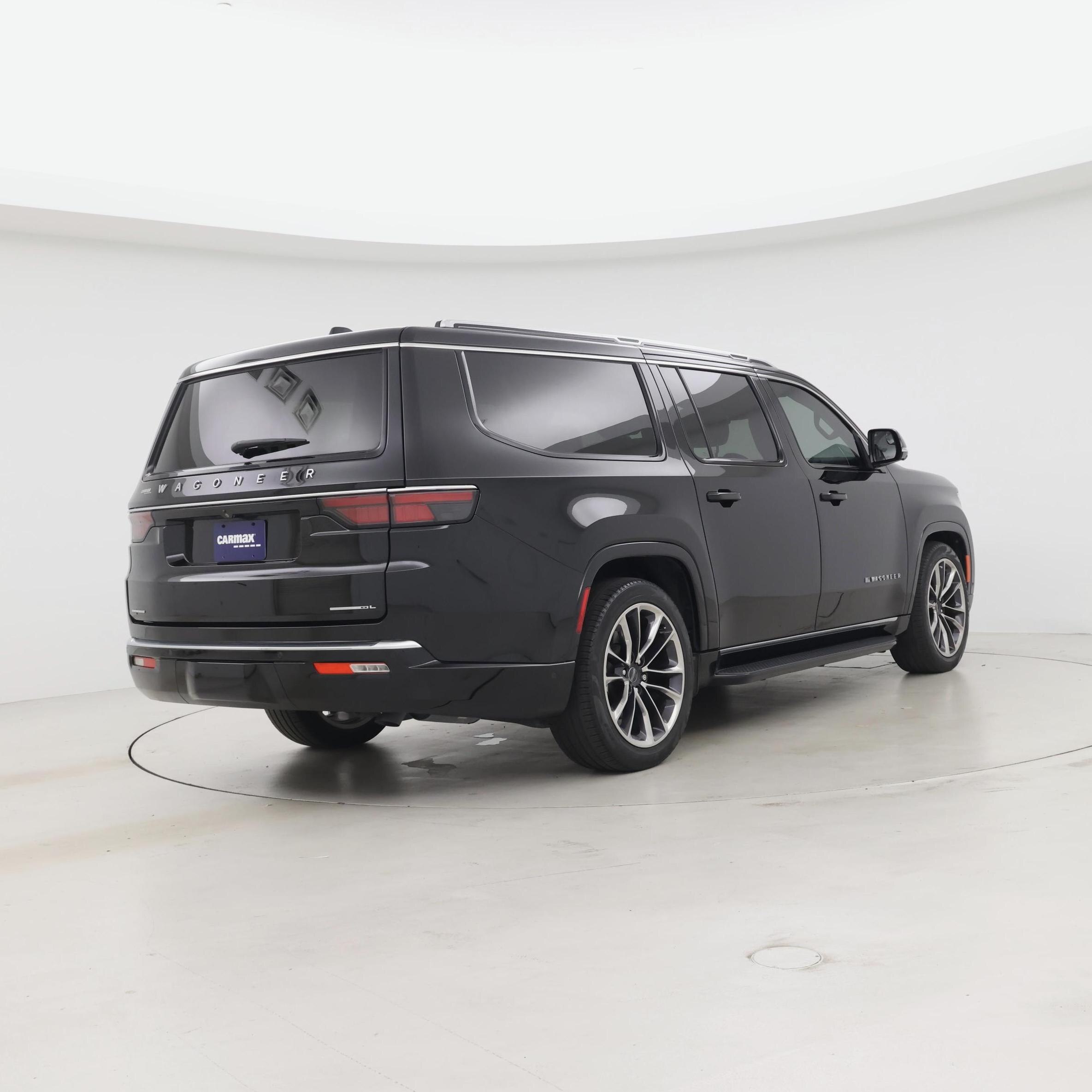 Thumbnail: 2023 Jeep Wagoneer - 8