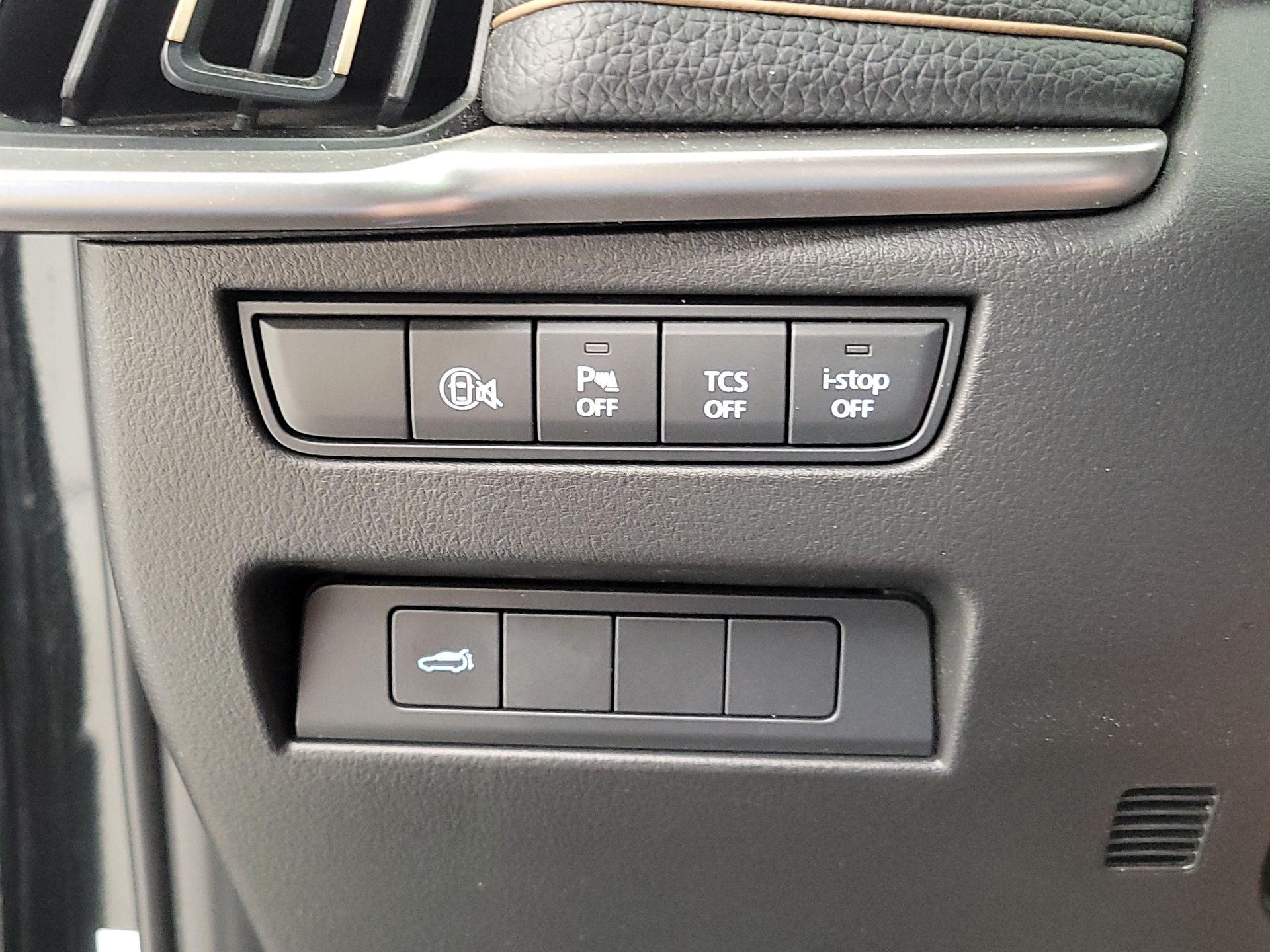 Thumbnail: 2025 Mazda CX-70 - 13