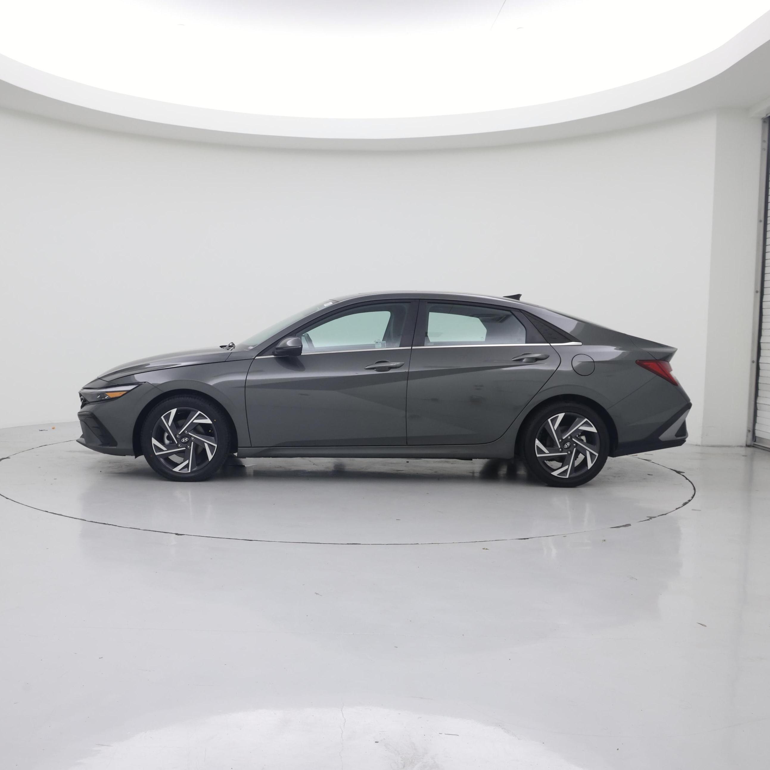 Thumbnail: 2025 Hyundai Elantra - 3