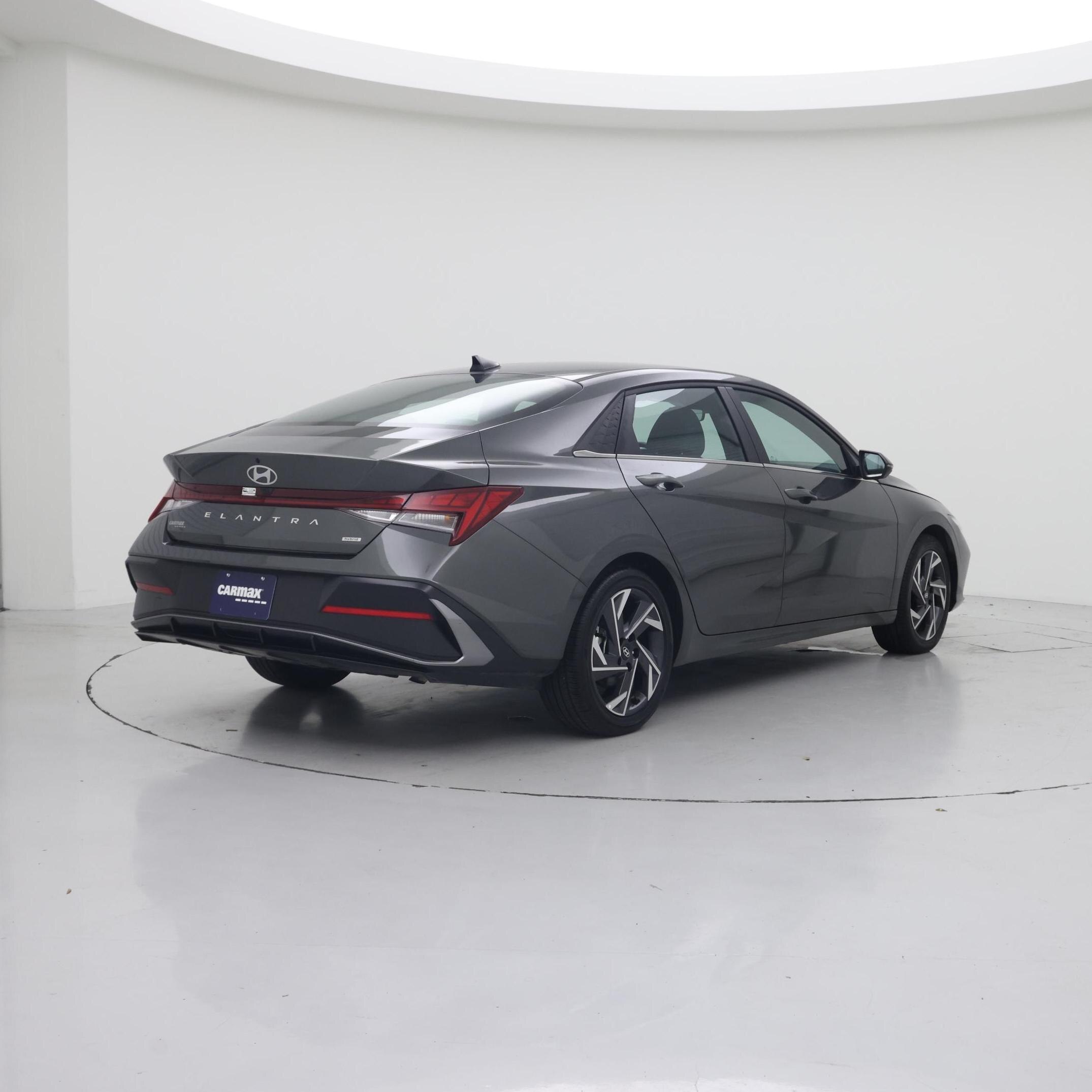 Thumbnail: 2025 Hyundai Elantra - 8