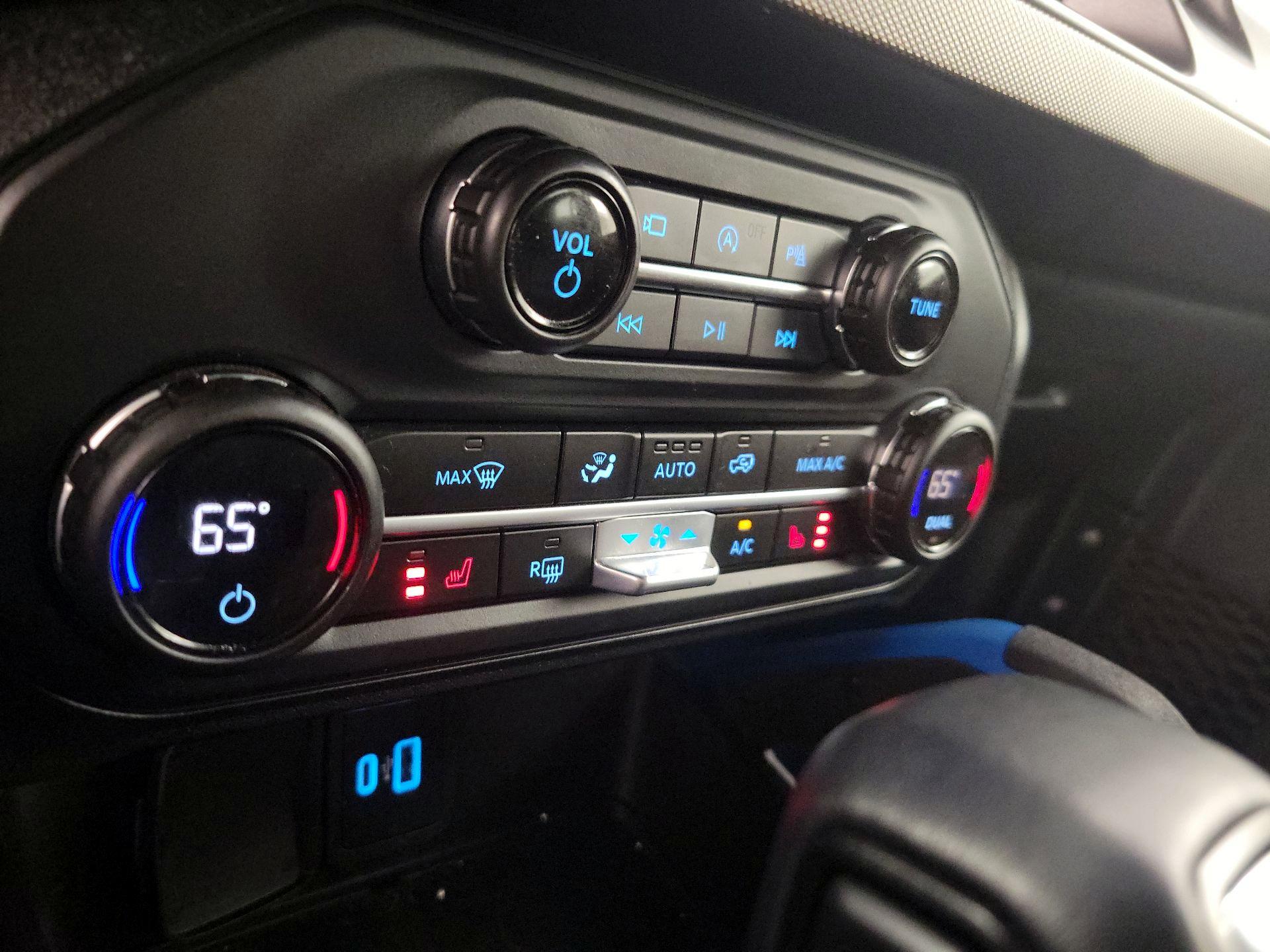 Thumbnail: 2023 Ford Bronco - 16