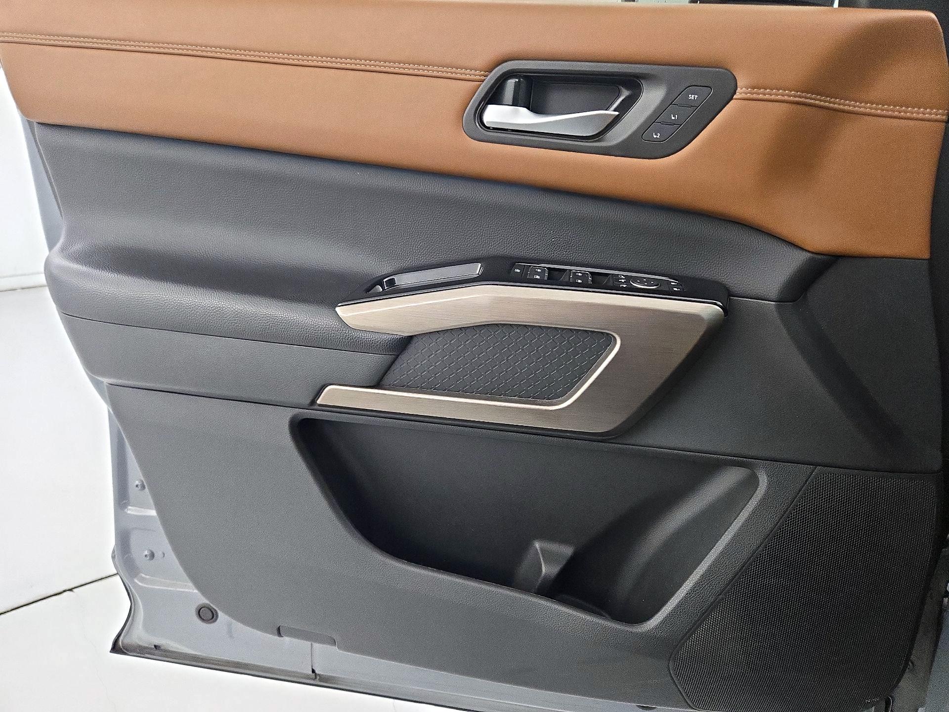 Thumbnail: 2024 Nissan Pathfinder - 12