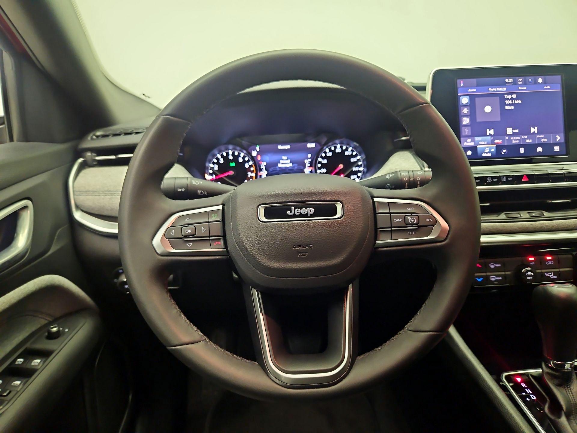 Thumbnail: 2025 Jeep Compass - 10