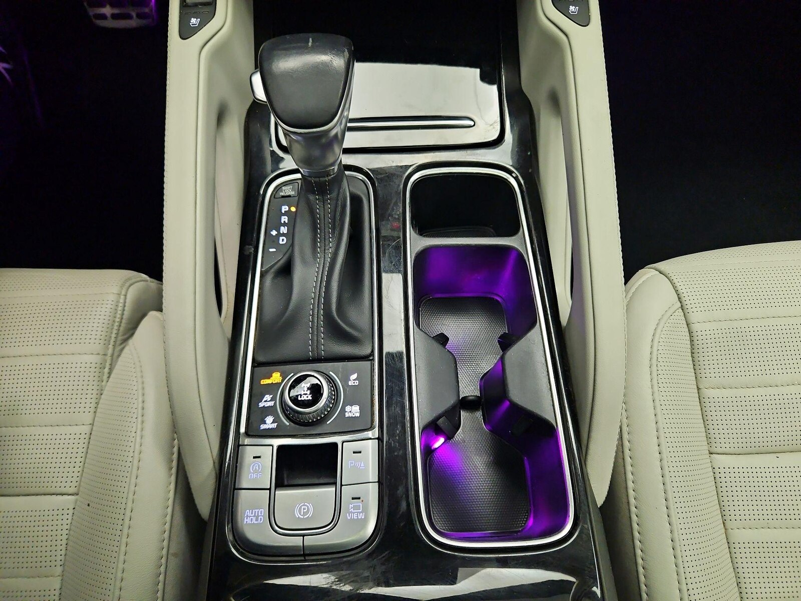 2021 Kia Telluride SX - Photo 19