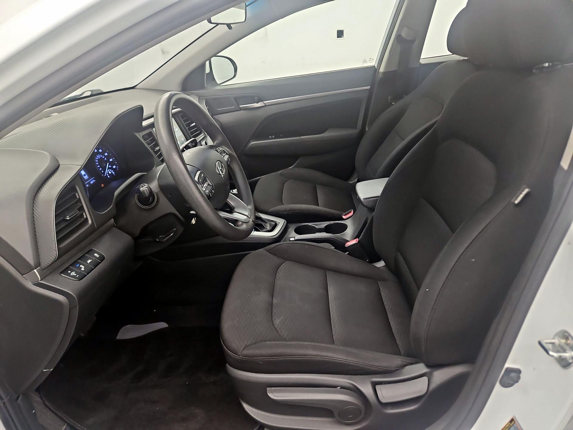 Thumbnail: 2020 Hyundai Elantra - 11