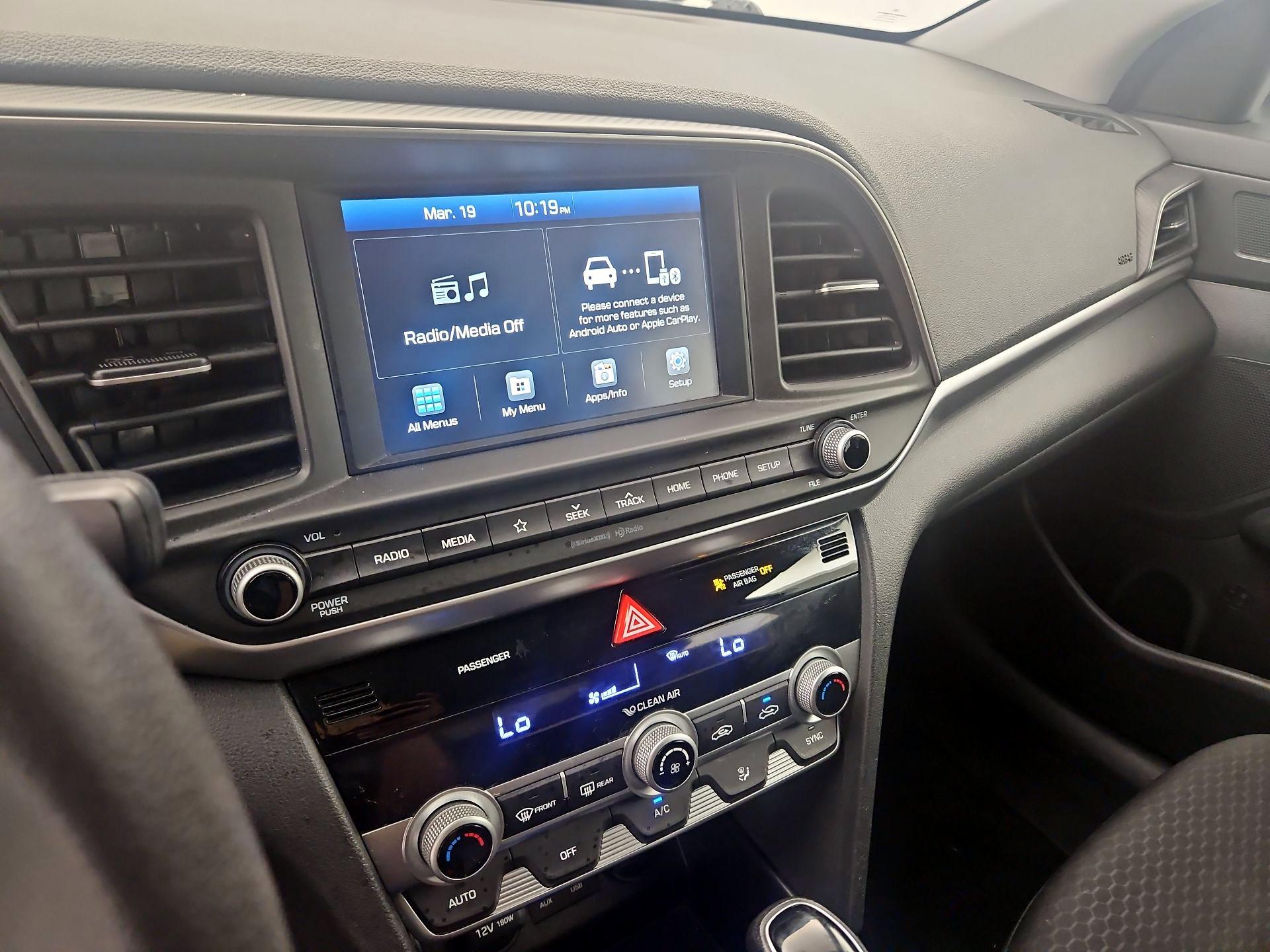 Thumbnail: 2020 Hyundai Elantra - 14
