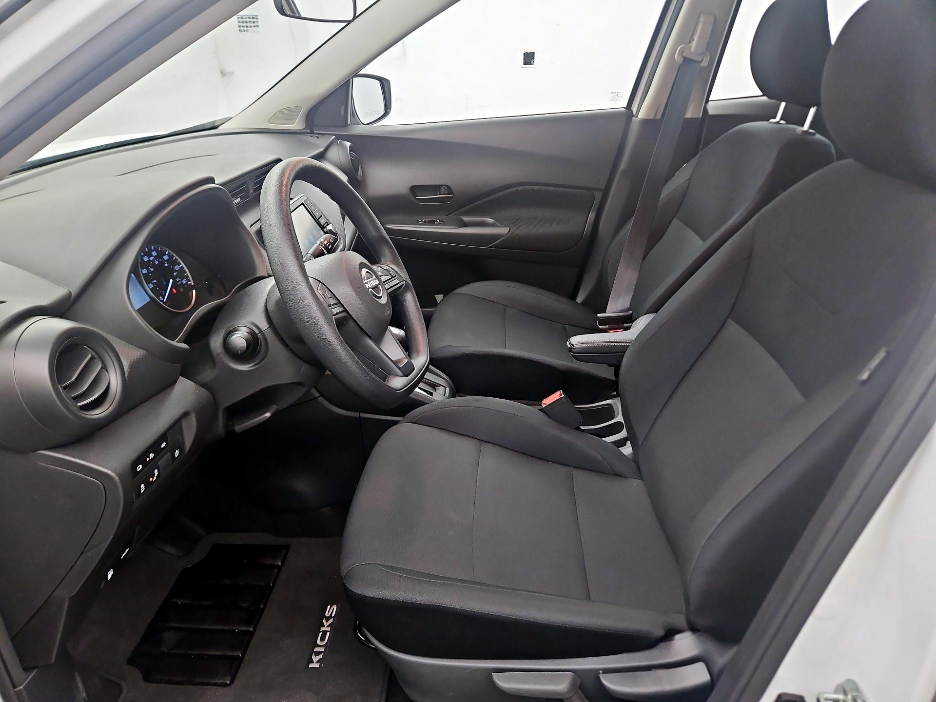 Thumbnail: 2025 Nissan Kicks - 11