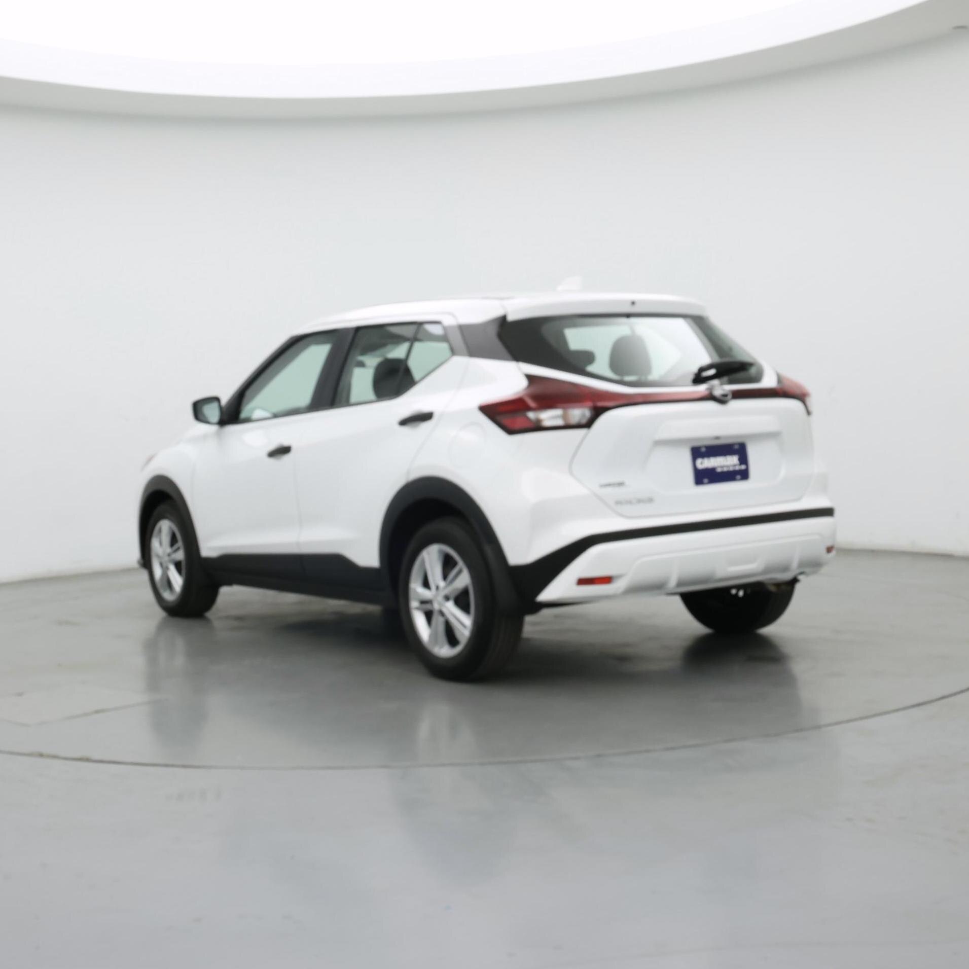 Thumbnail: 2025 Nissan Kicks - 2