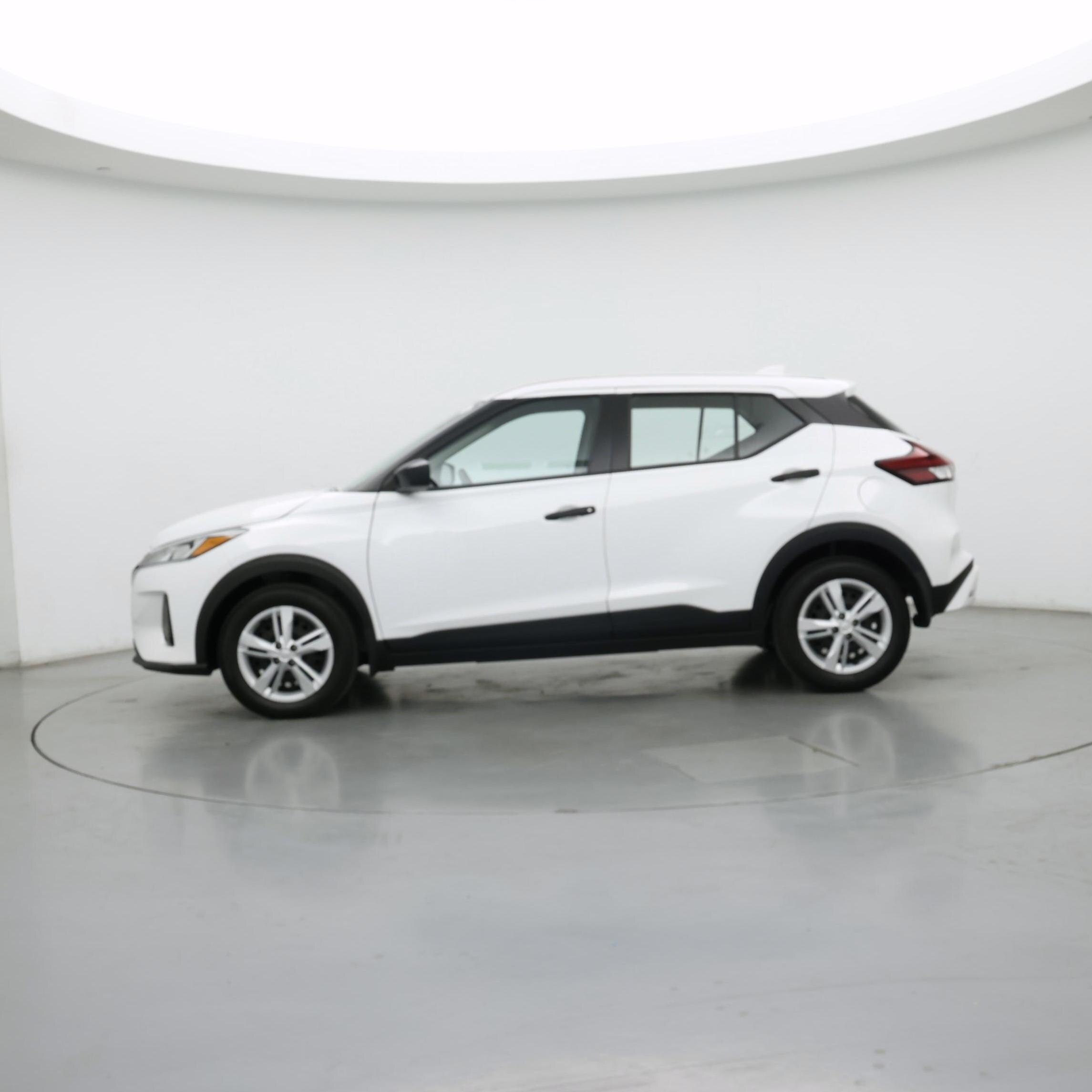 Thumbnail: 2025 Nissan Kicks - 3