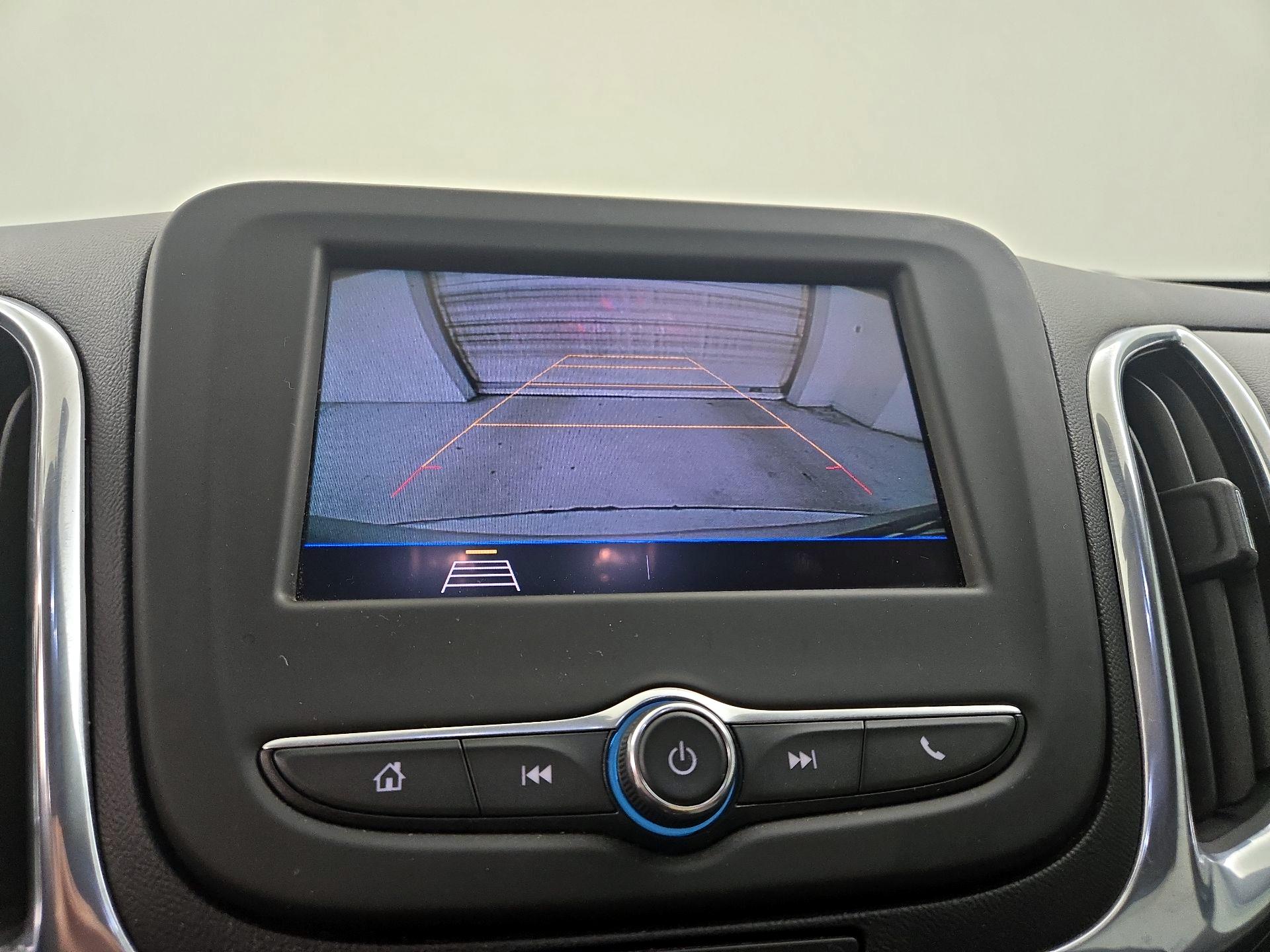 Thumbnail: 2020 Chevrolet Equinox - 14